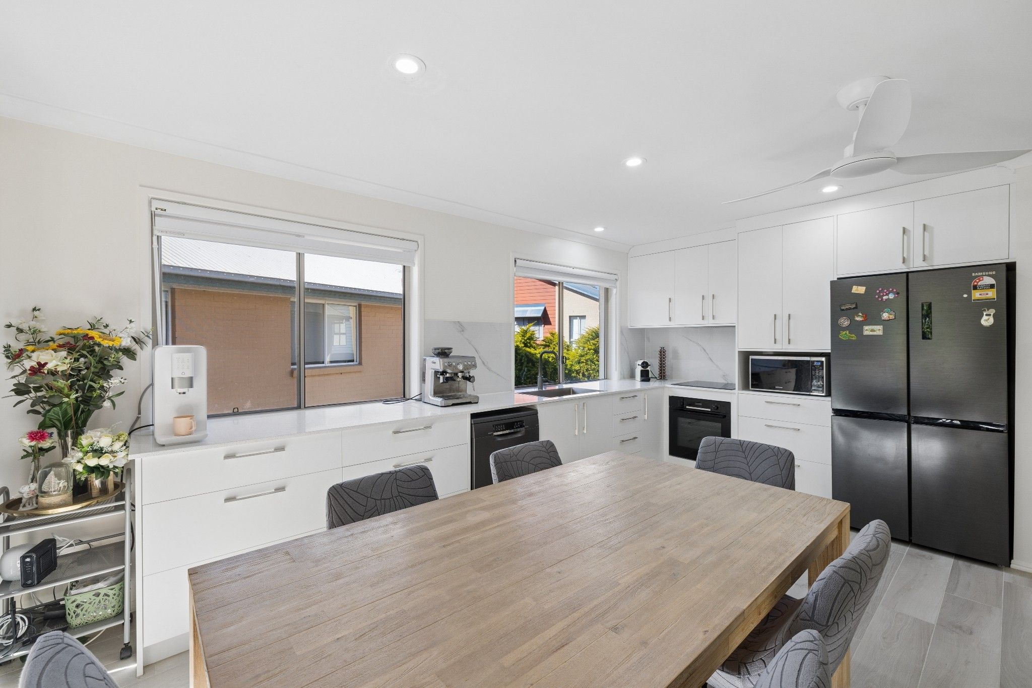 85/316 Long Street East — photo 4 of 16