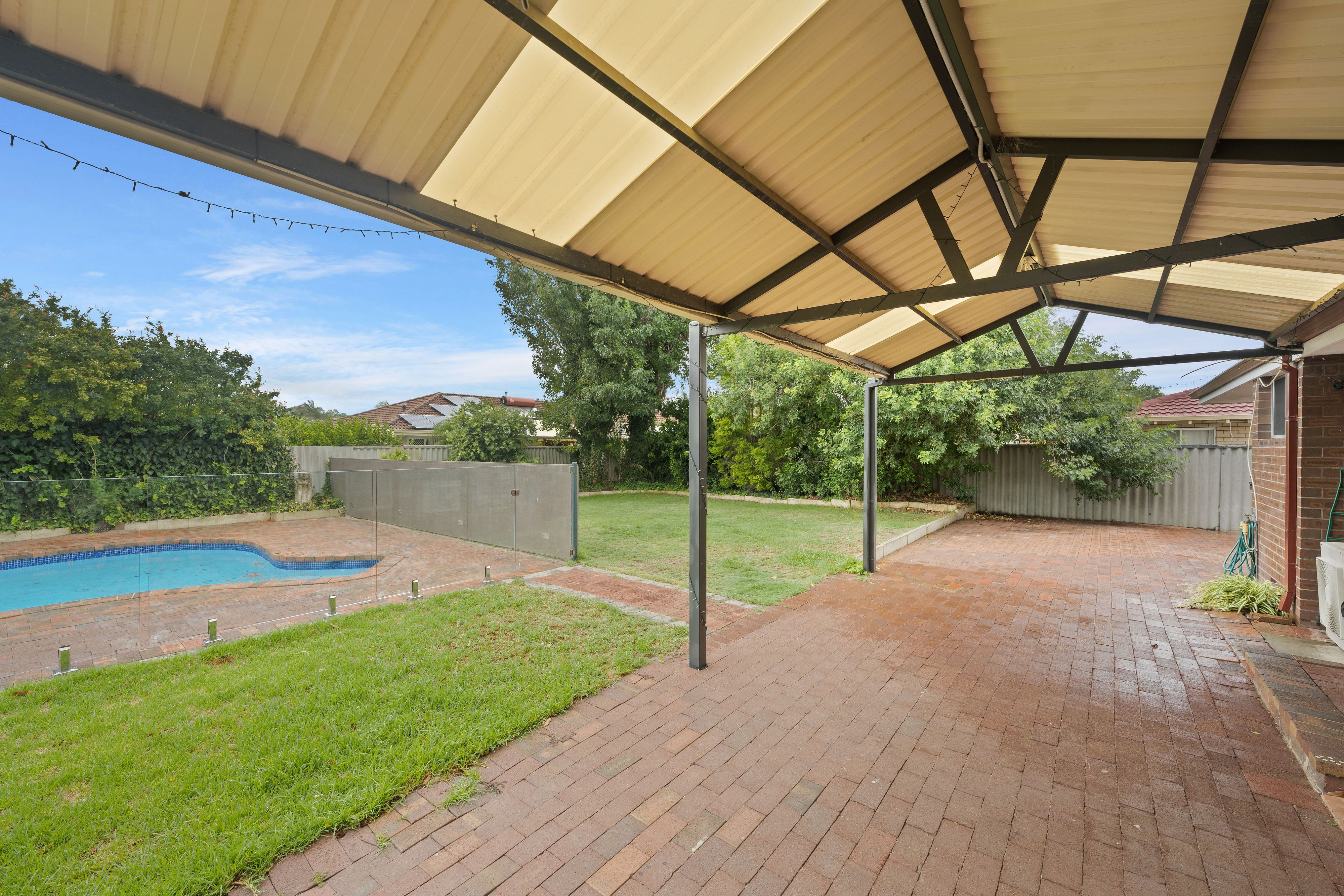 12 Solandra Way, Forrestfield, WA 6058