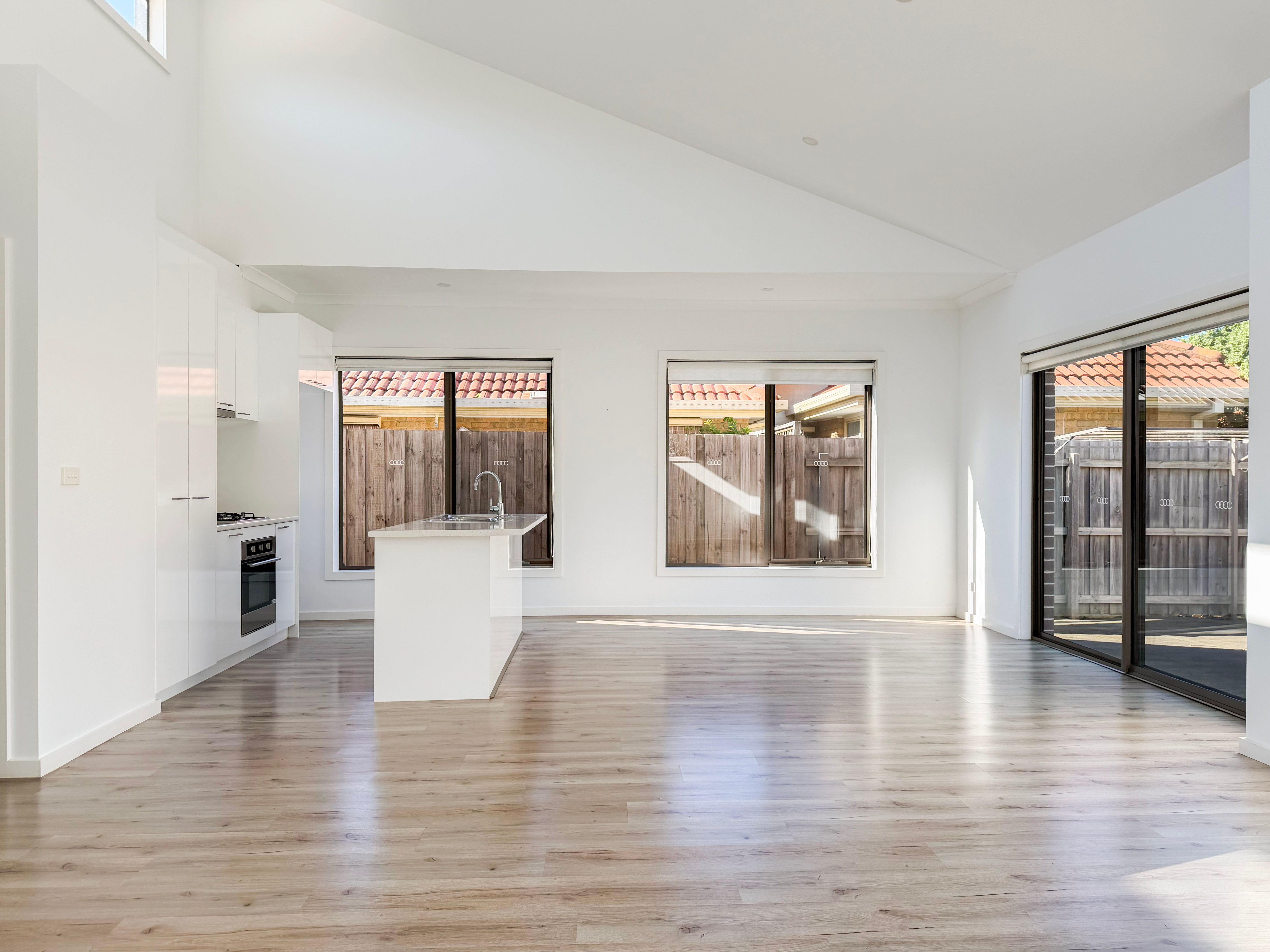 3/81 Rathcown Road, Reservoir, VIC 3073
