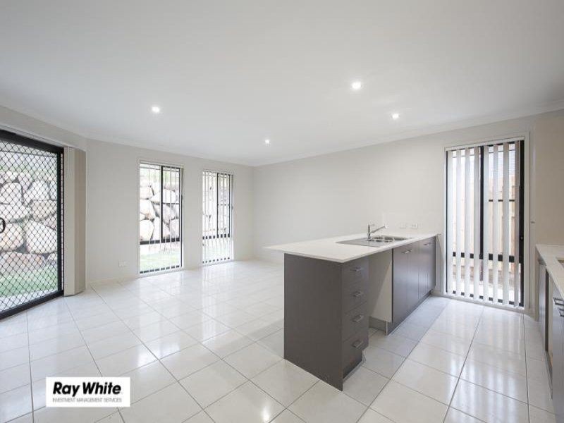 32 Avondale Drive, Pimpama, QLD 4209
