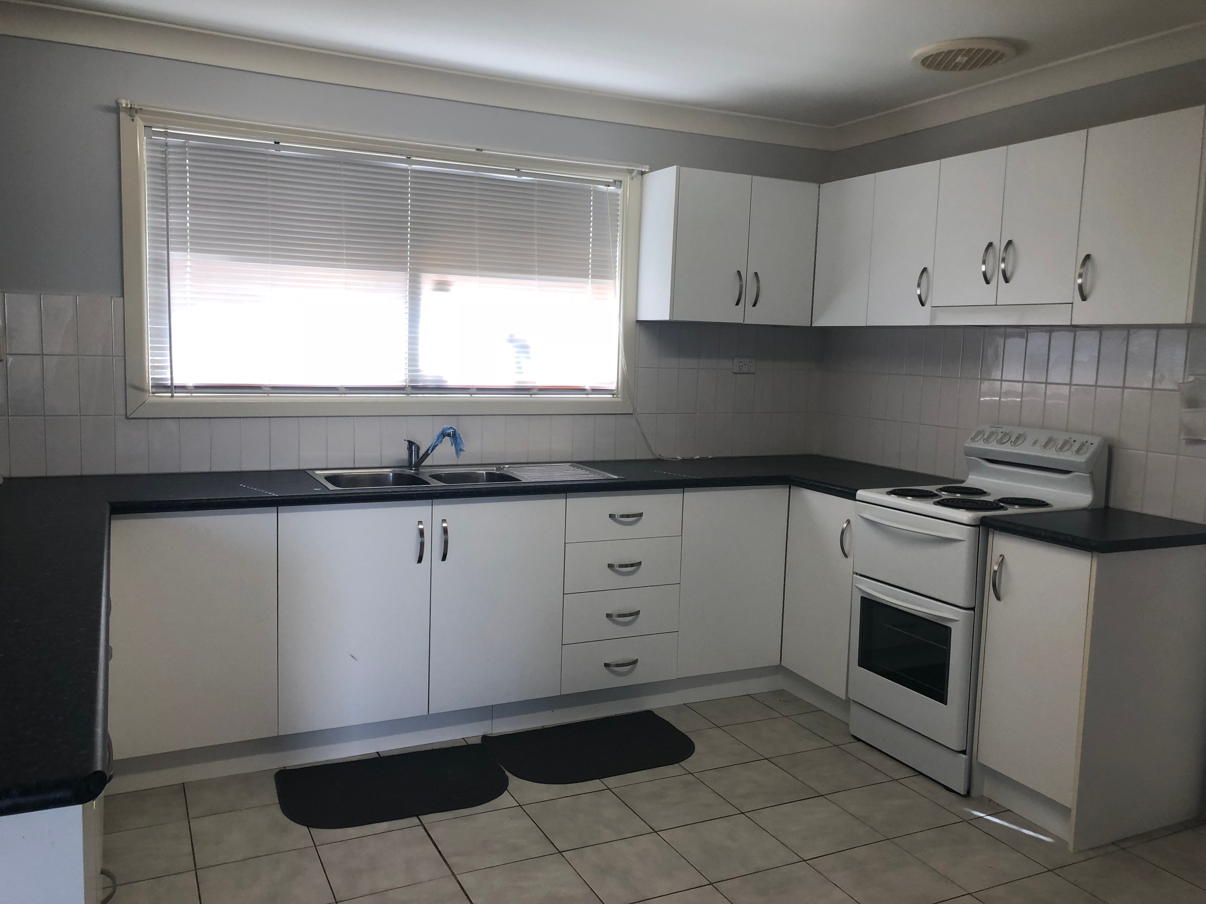 33 Narrandera Street, Grong Grong, NSW 2652