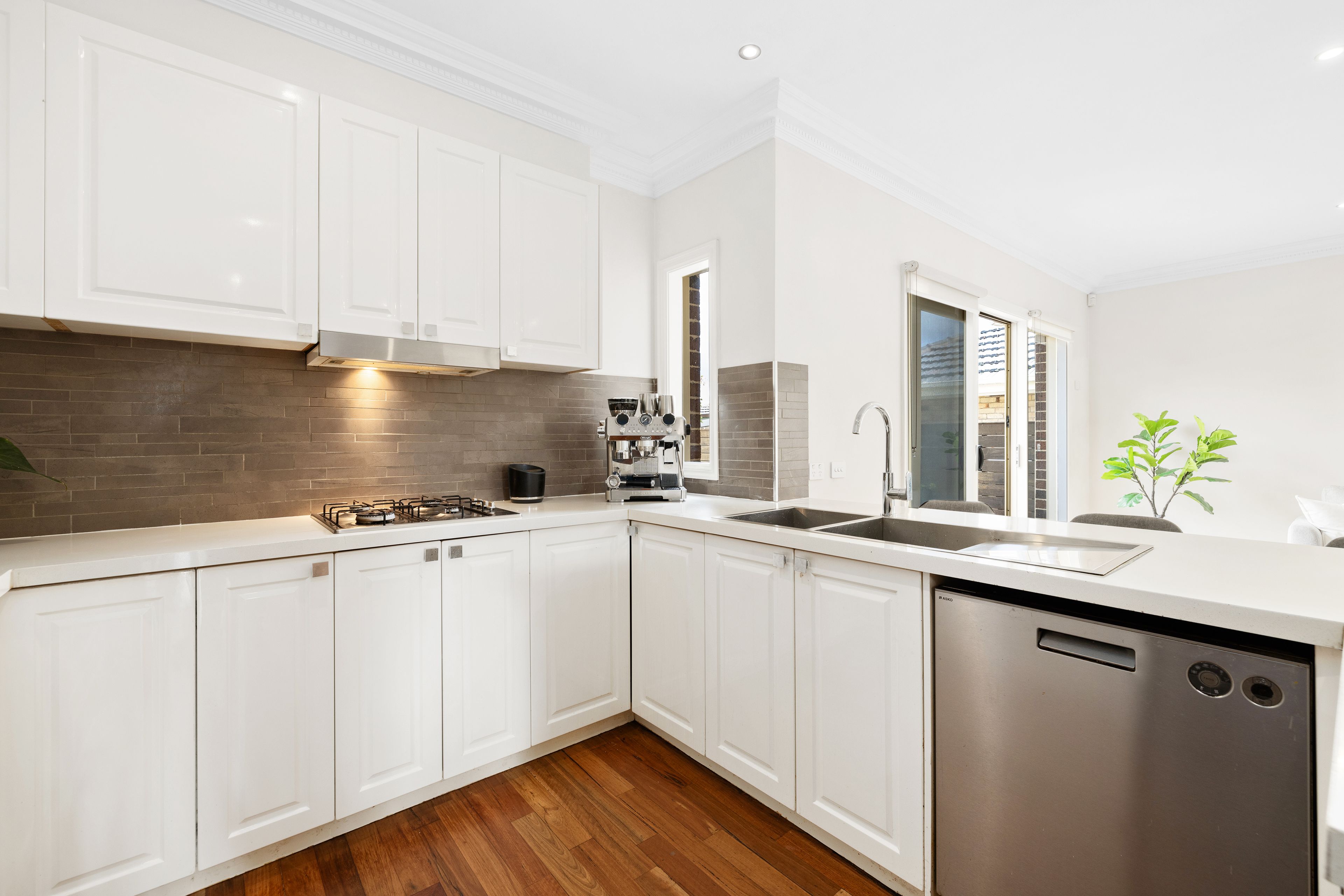 1/34 Winbourne Road, Mount Waverley, VIC 3149