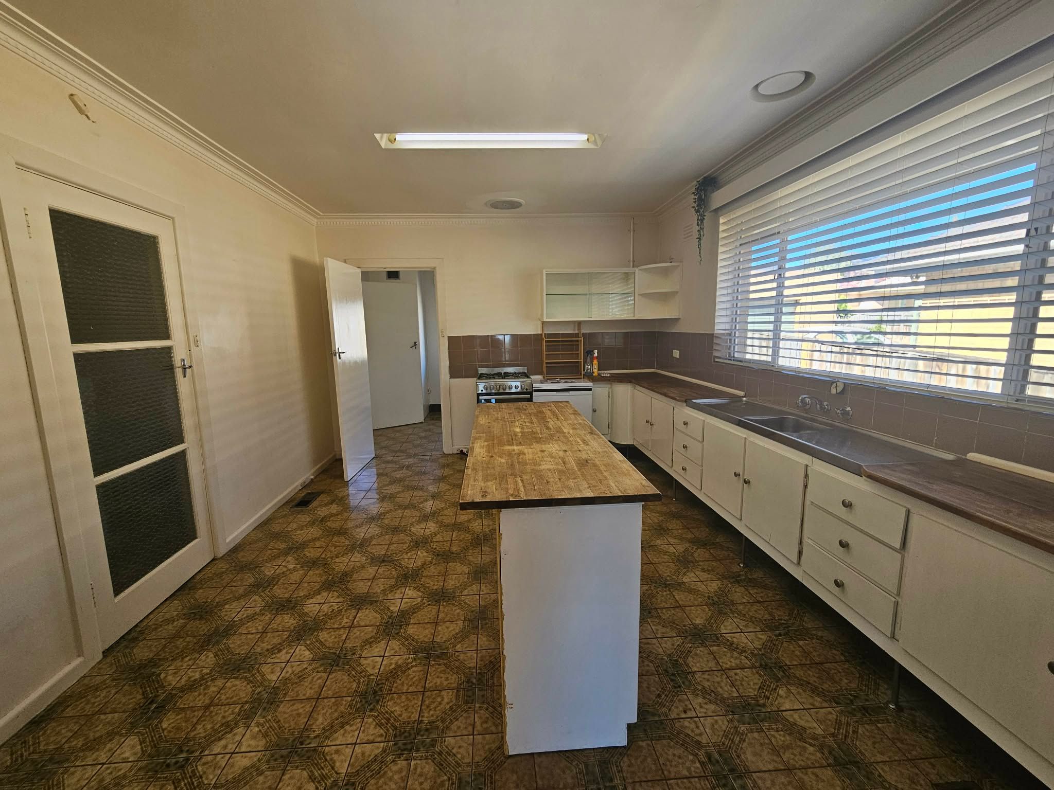 90 Ferntree Gully Road, Oakleigh East, VIC 3166