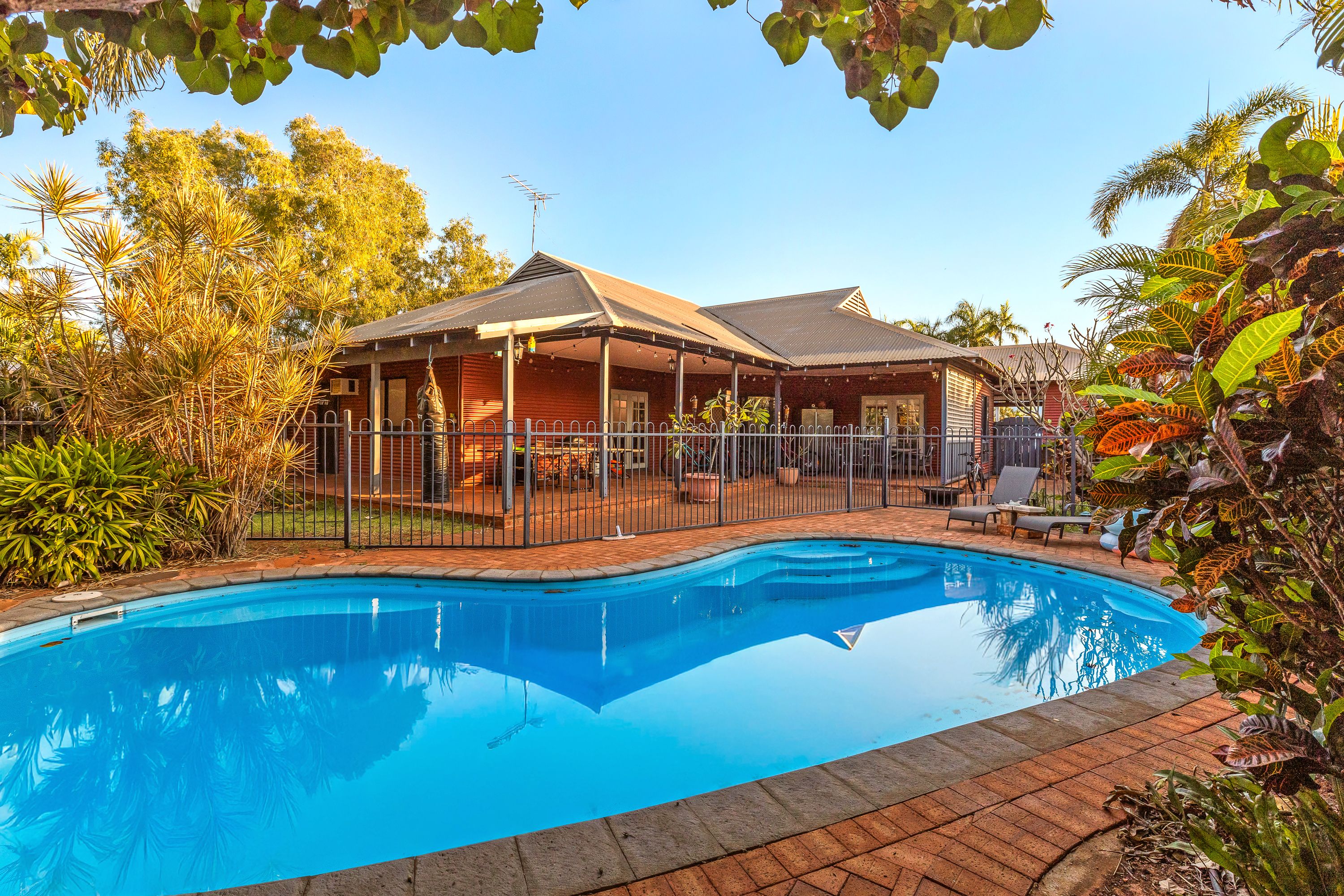 6 Macnee Court — photo 23 of 26