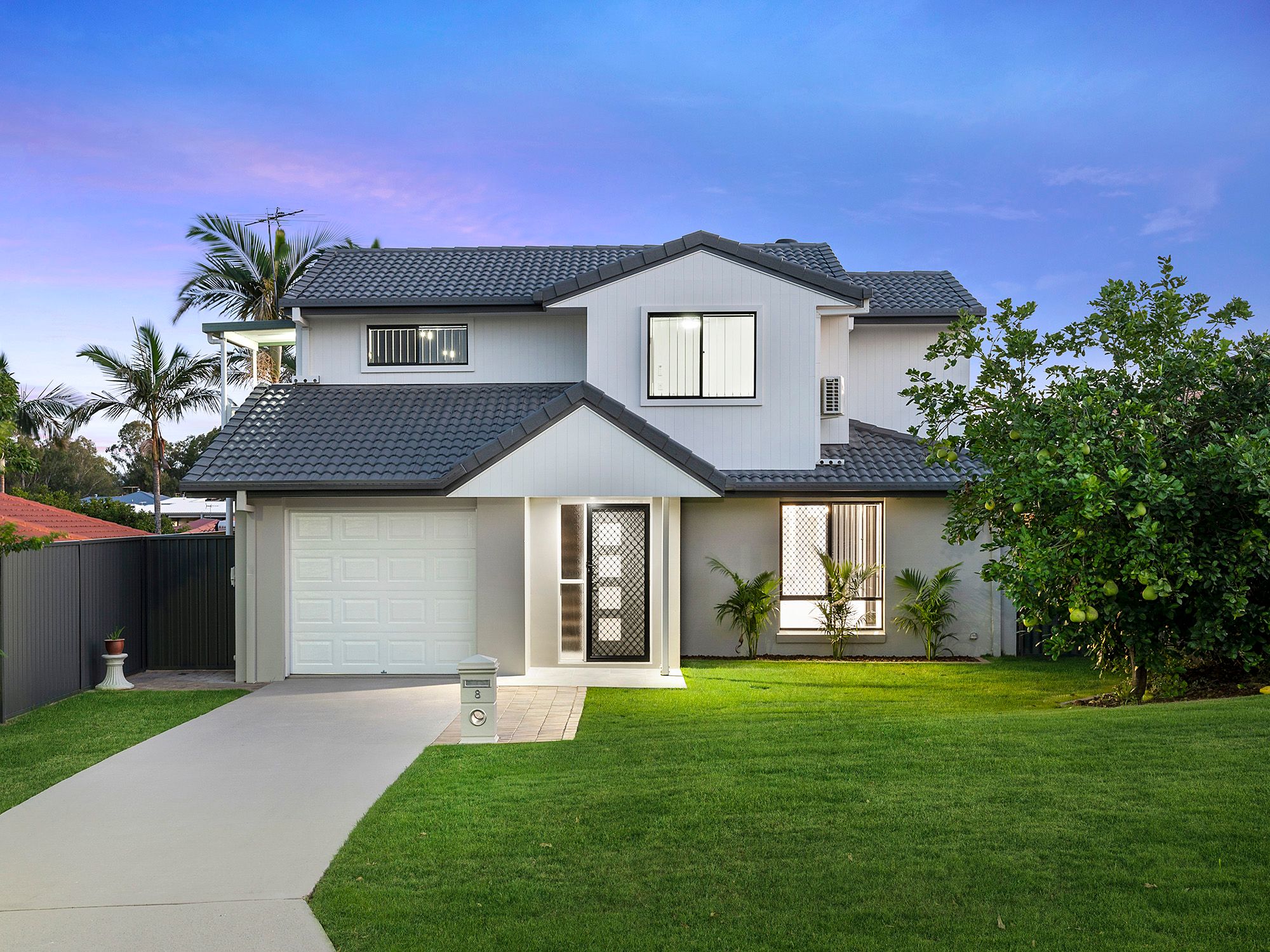 8 Rosella Street, Loganlea QLD 4131