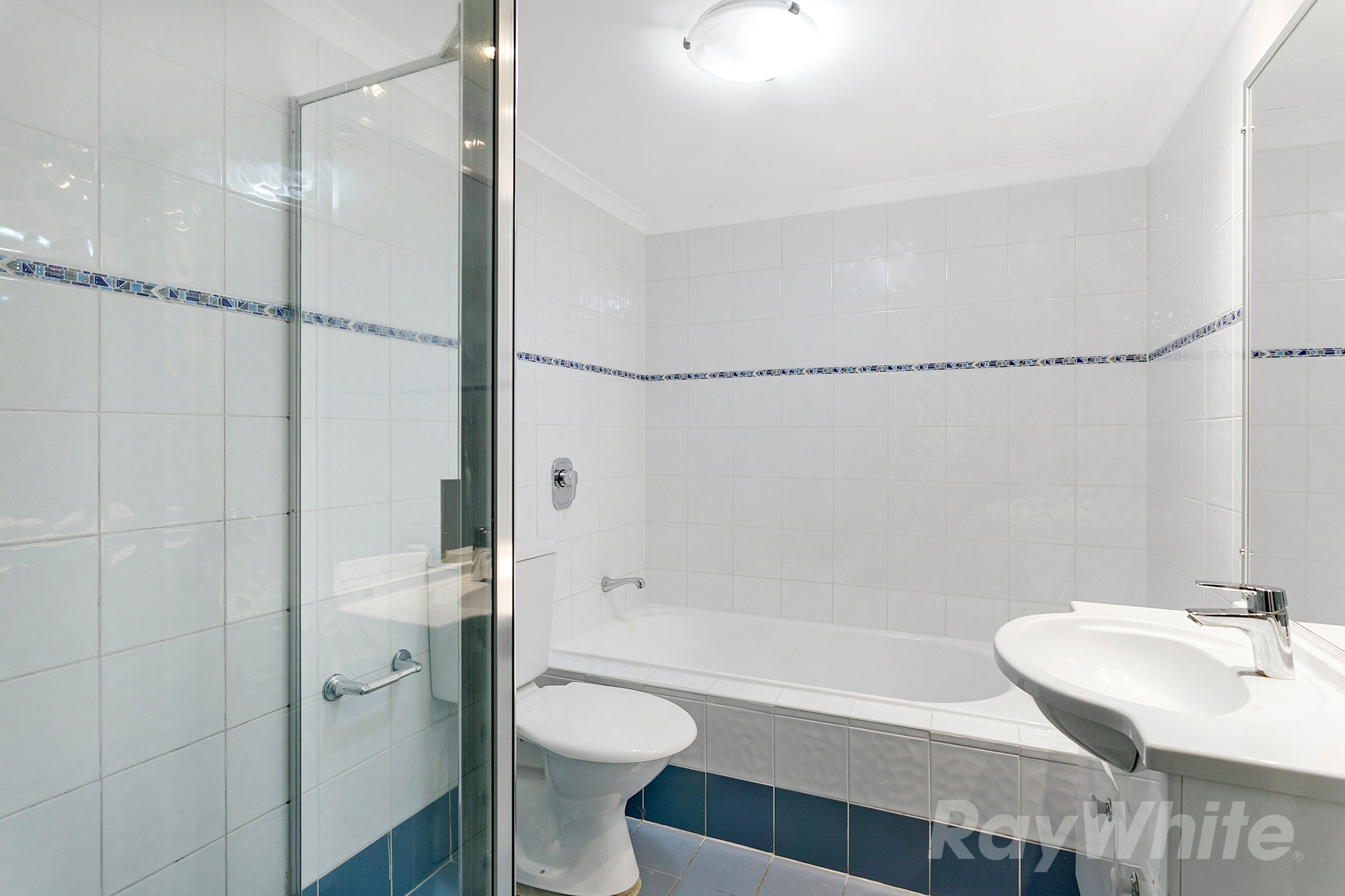 13/2 Moorgate Street, Chippendale, NSW 2008