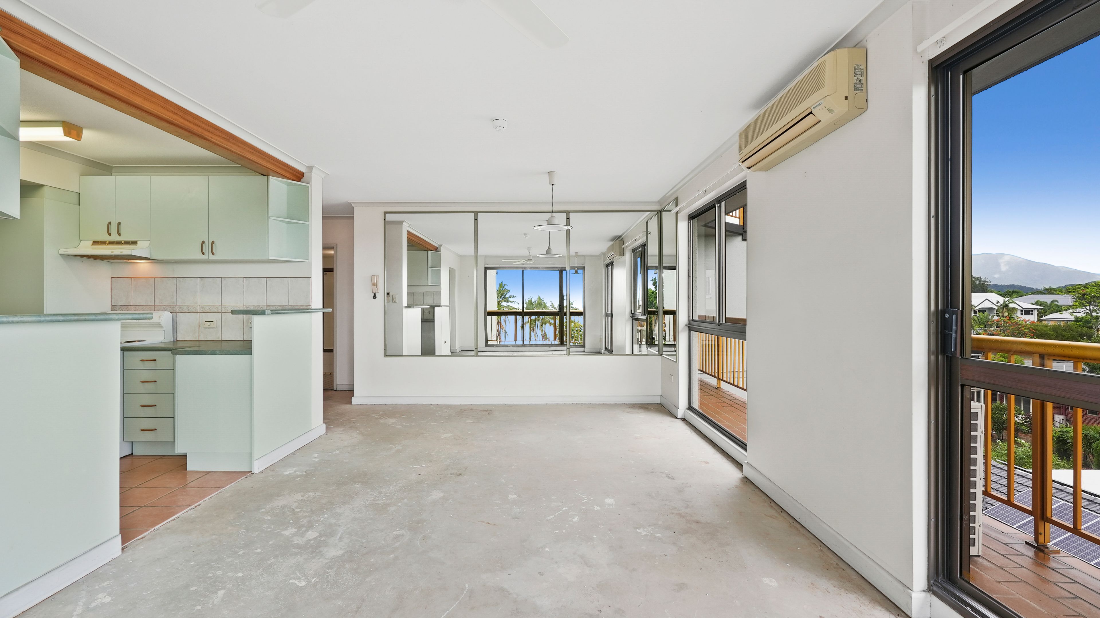 16/249 Esplanade, Cairns North, QLD 4870