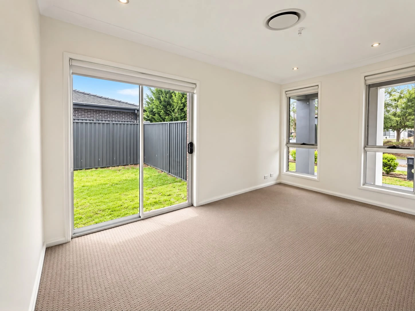 20B Austen Circuit, Oran Park, NSW 2570