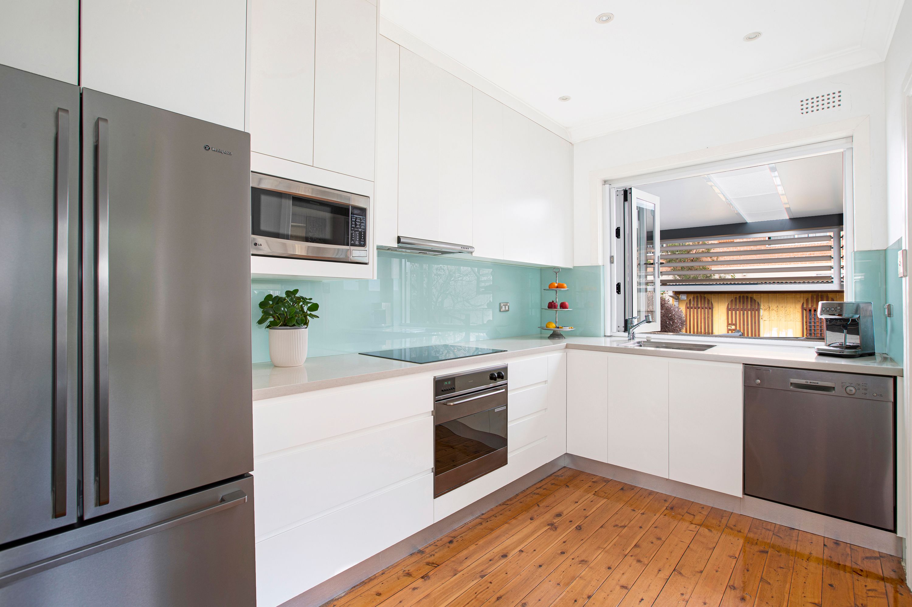 472 Malabar Road — photo 3 of 8