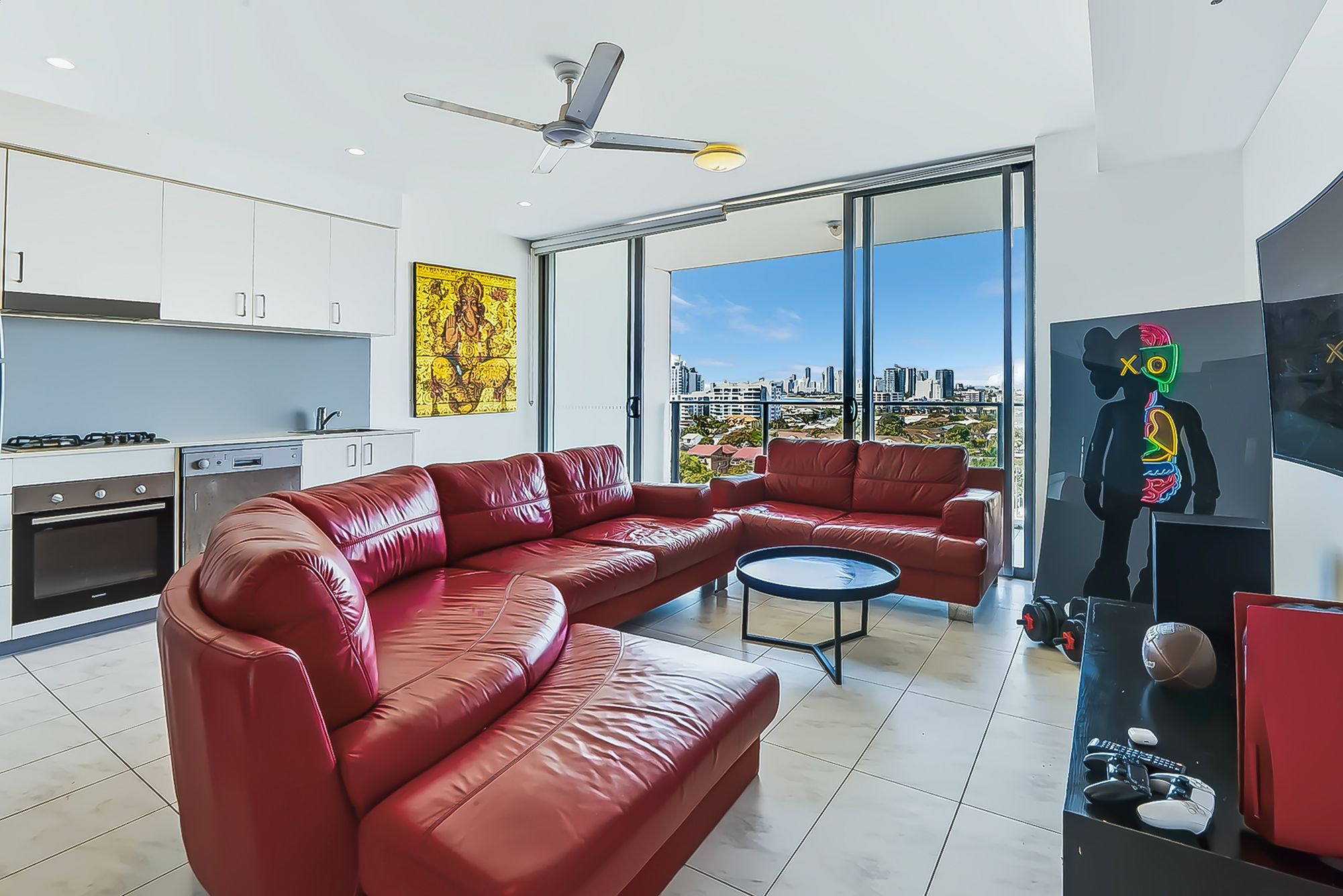1103/17 Bath Street — photo from Ray White Robina