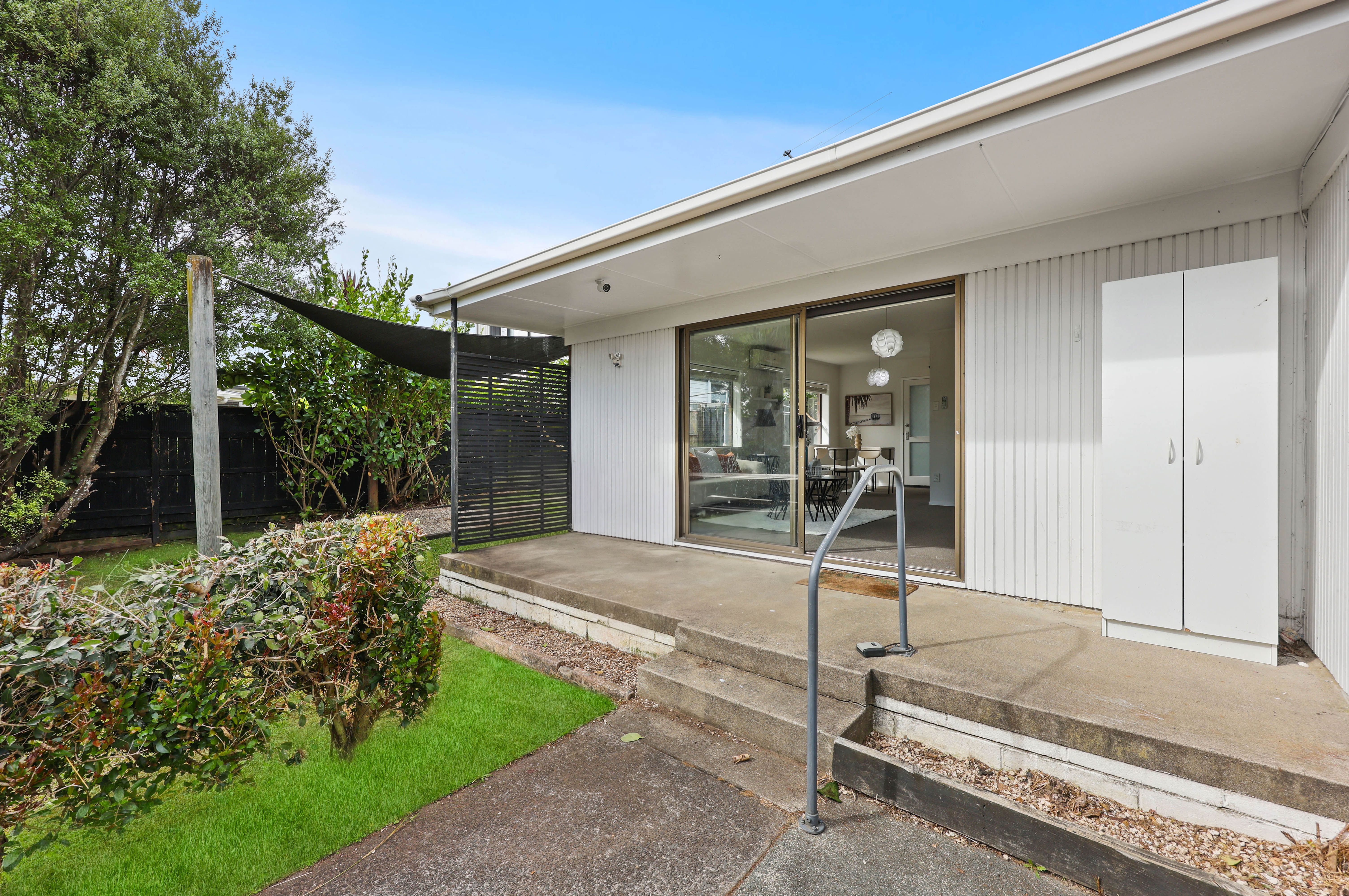 2/27 Matuhi Rise, Henderson, Waitakere City