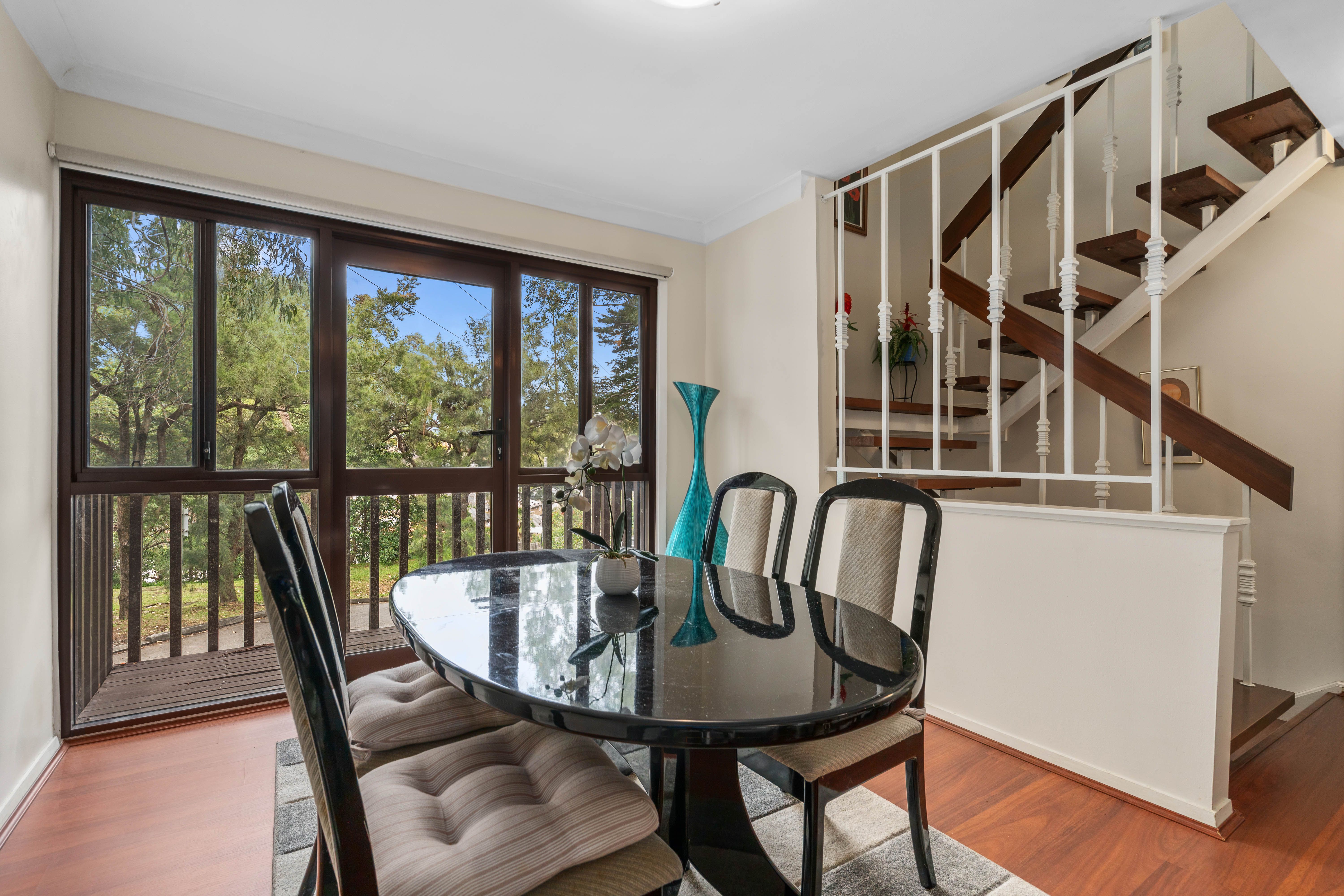 21/16 Alma Road — photo 4 of 10