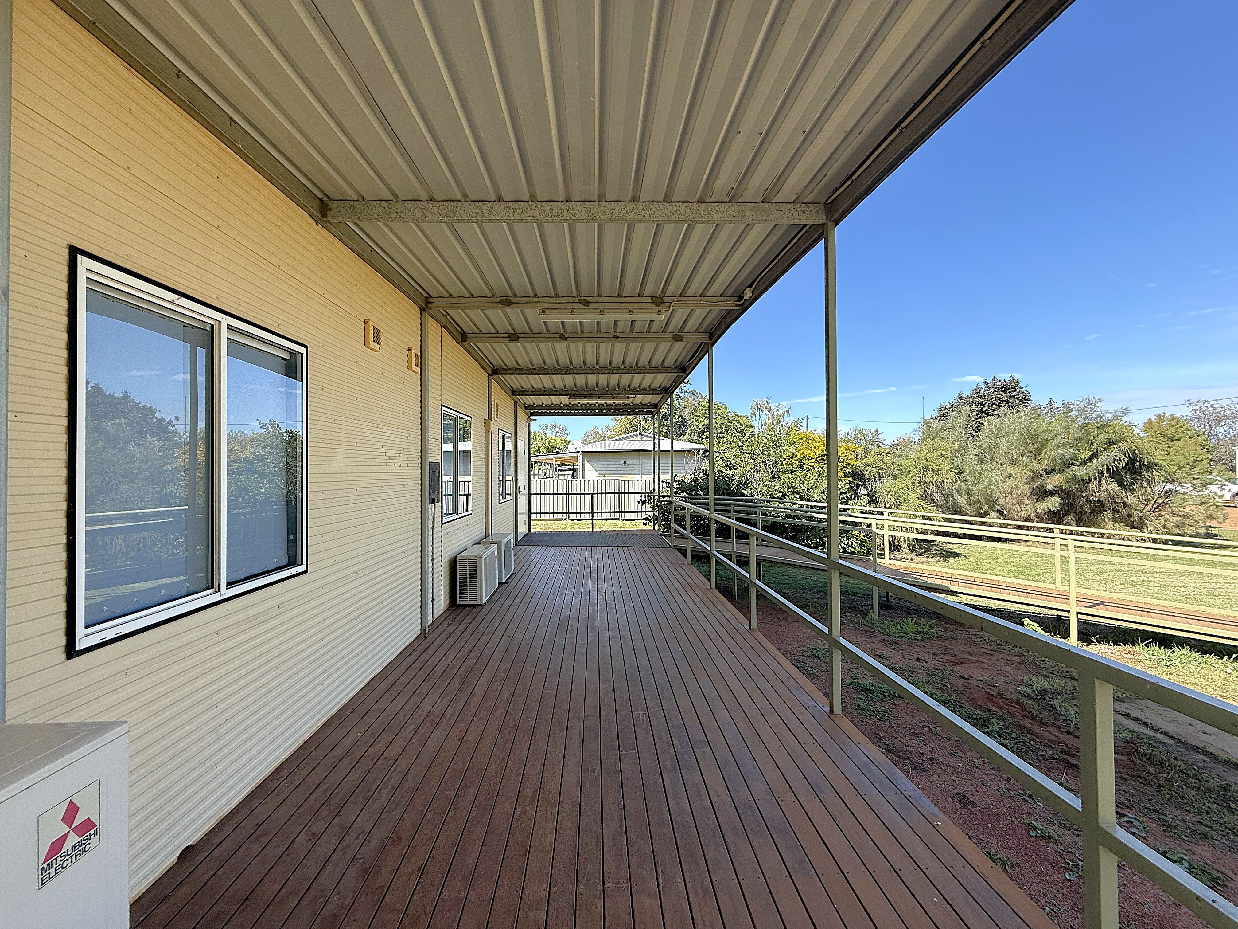 15 Victoria Street — photo 3 of 25