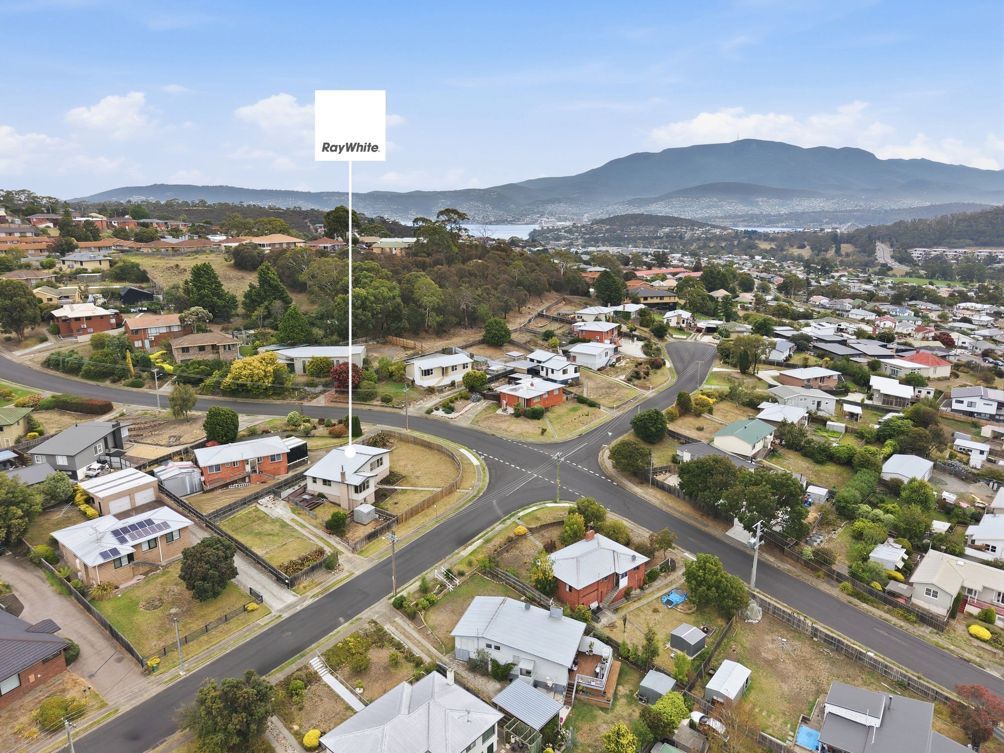 1 Derinya Street, Mornington, TAS 7018