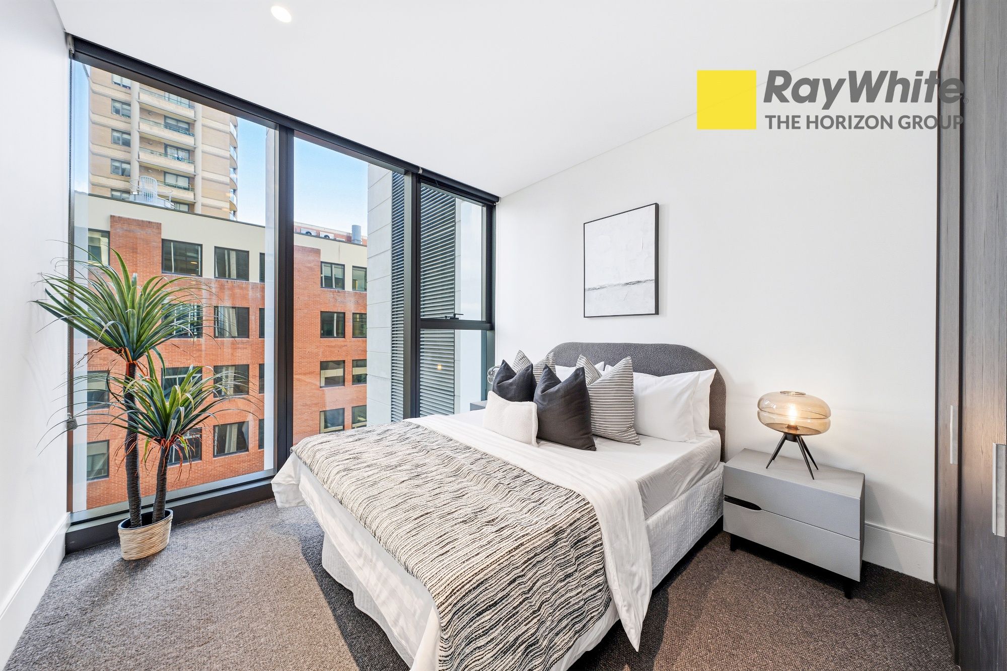 1001/130 Elizabeth Street — photo 19 of 30