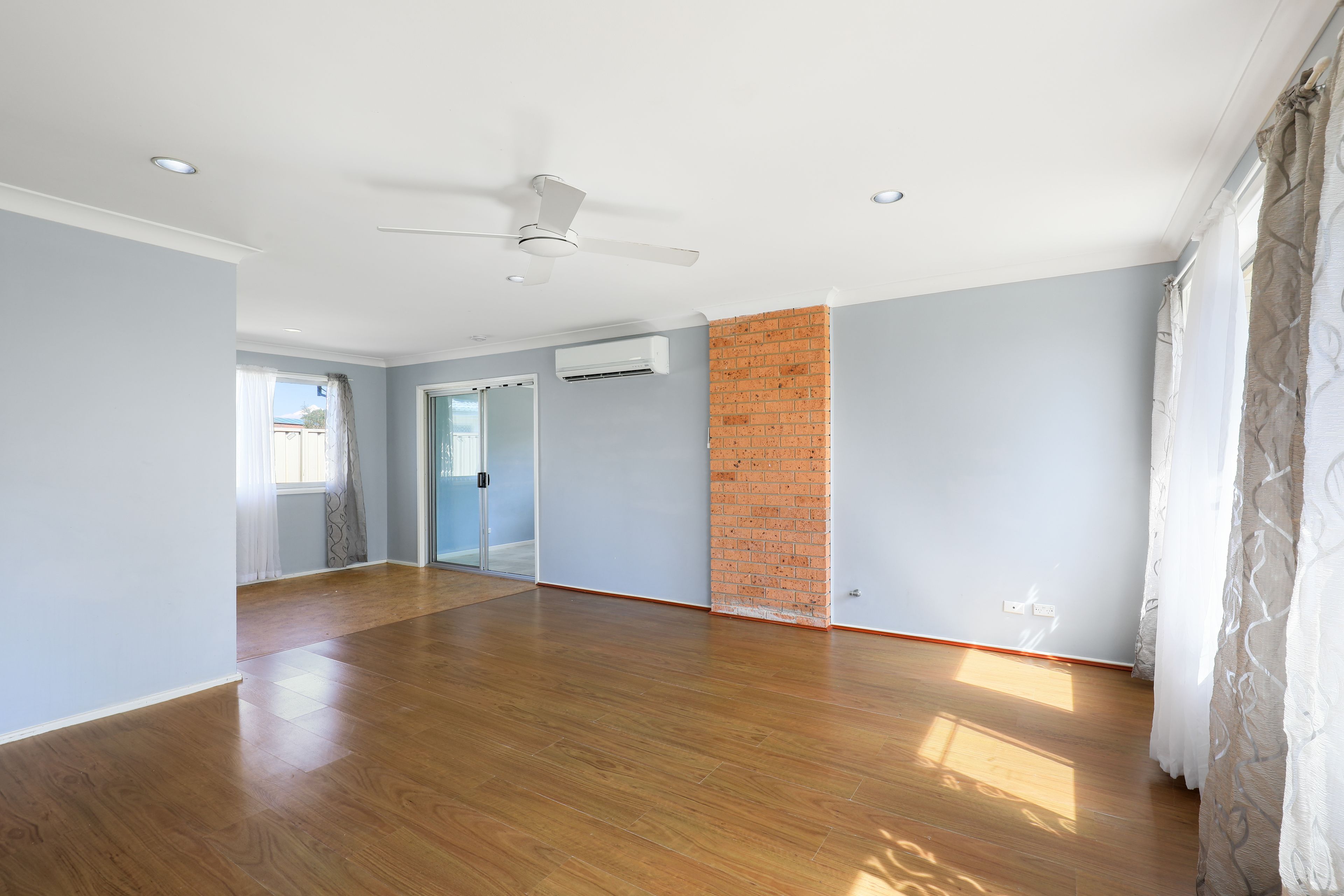 32 Lloyd George Grove — photo 2 of 11