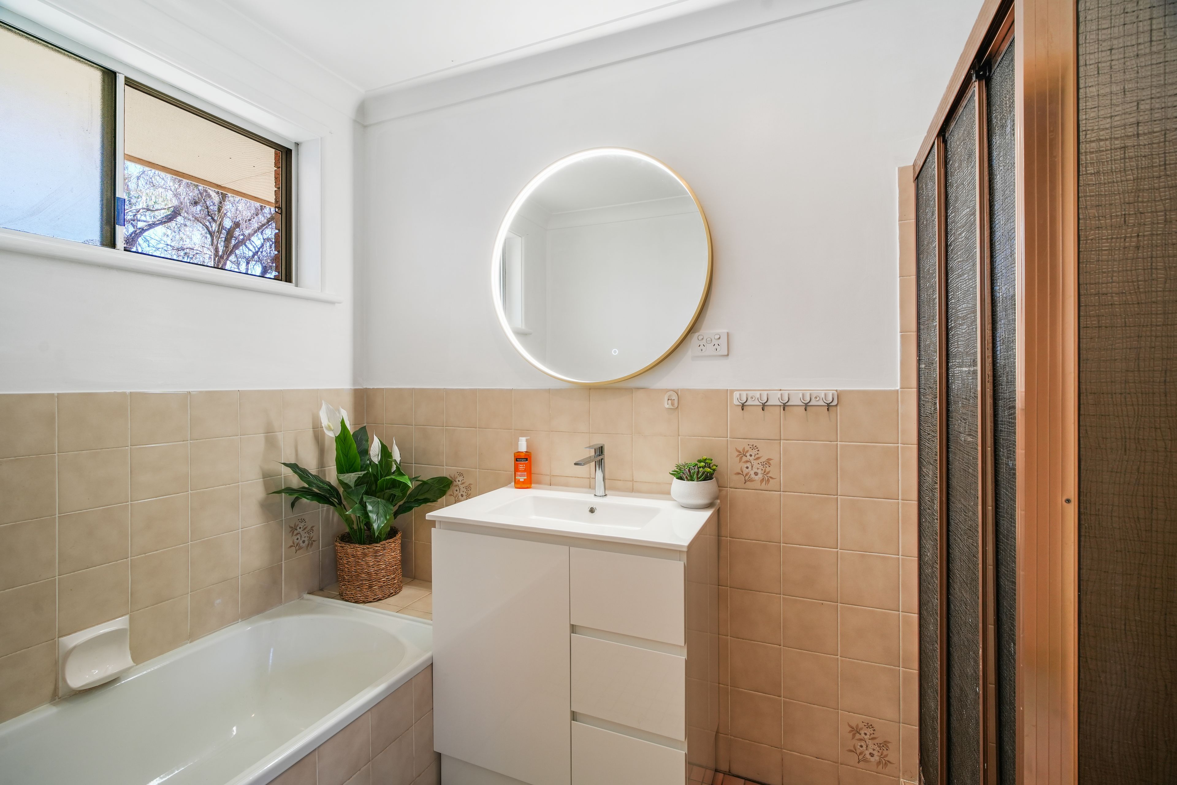 22 Maughan Street — photo 6 of 18