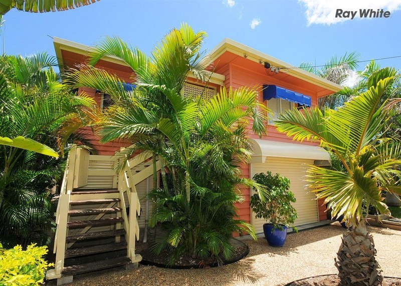 322 Torquay Terrace, Torquay, QLD 4655