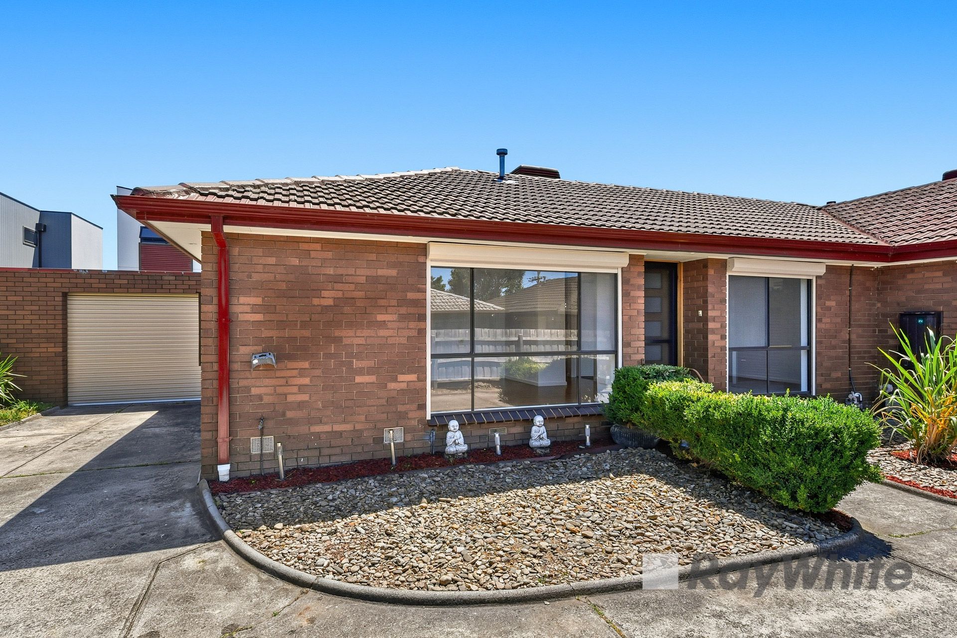 2/5 Robert Street, Dandenong, VIC 3175