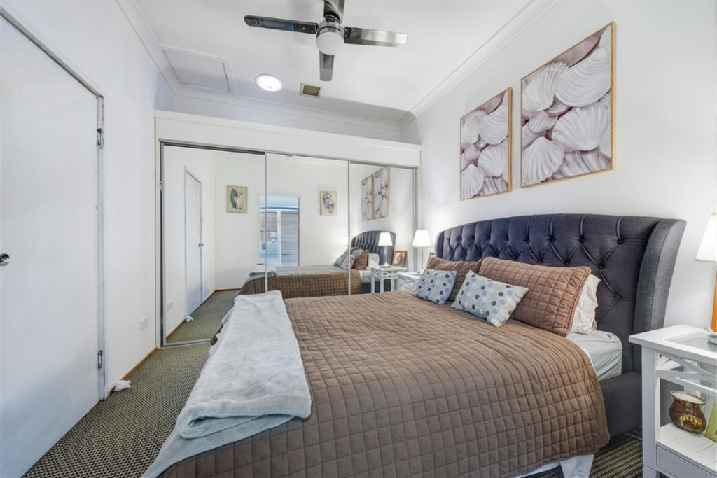 45 Blackall Terrace — photo 9 of 13