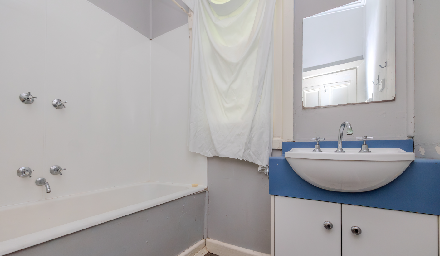 20 Railway Terrace — photo 11 of 11