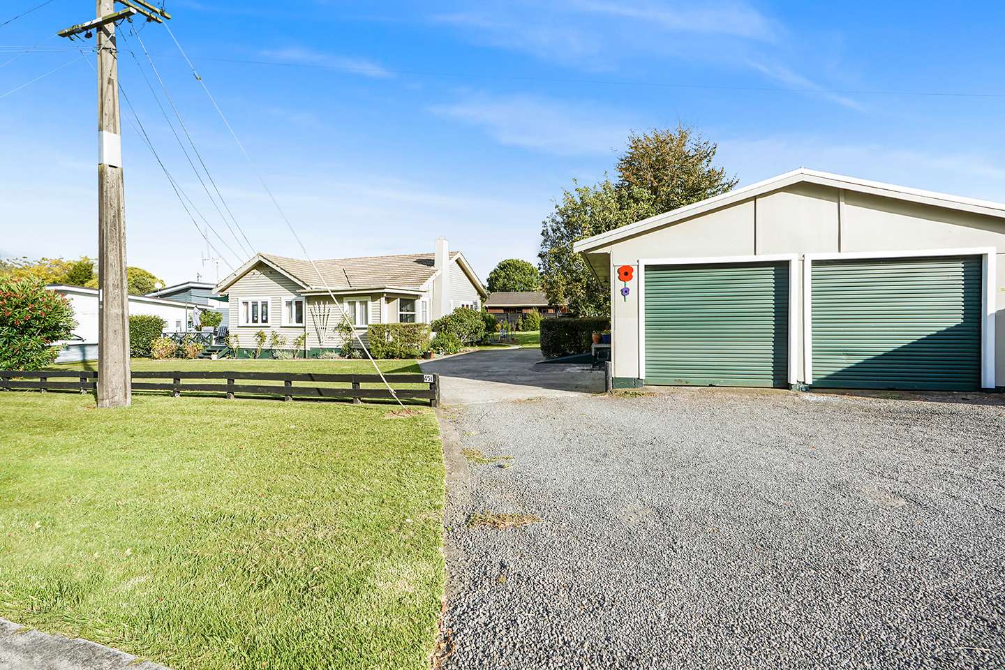 451 Mangateparu Loop Road photo 3