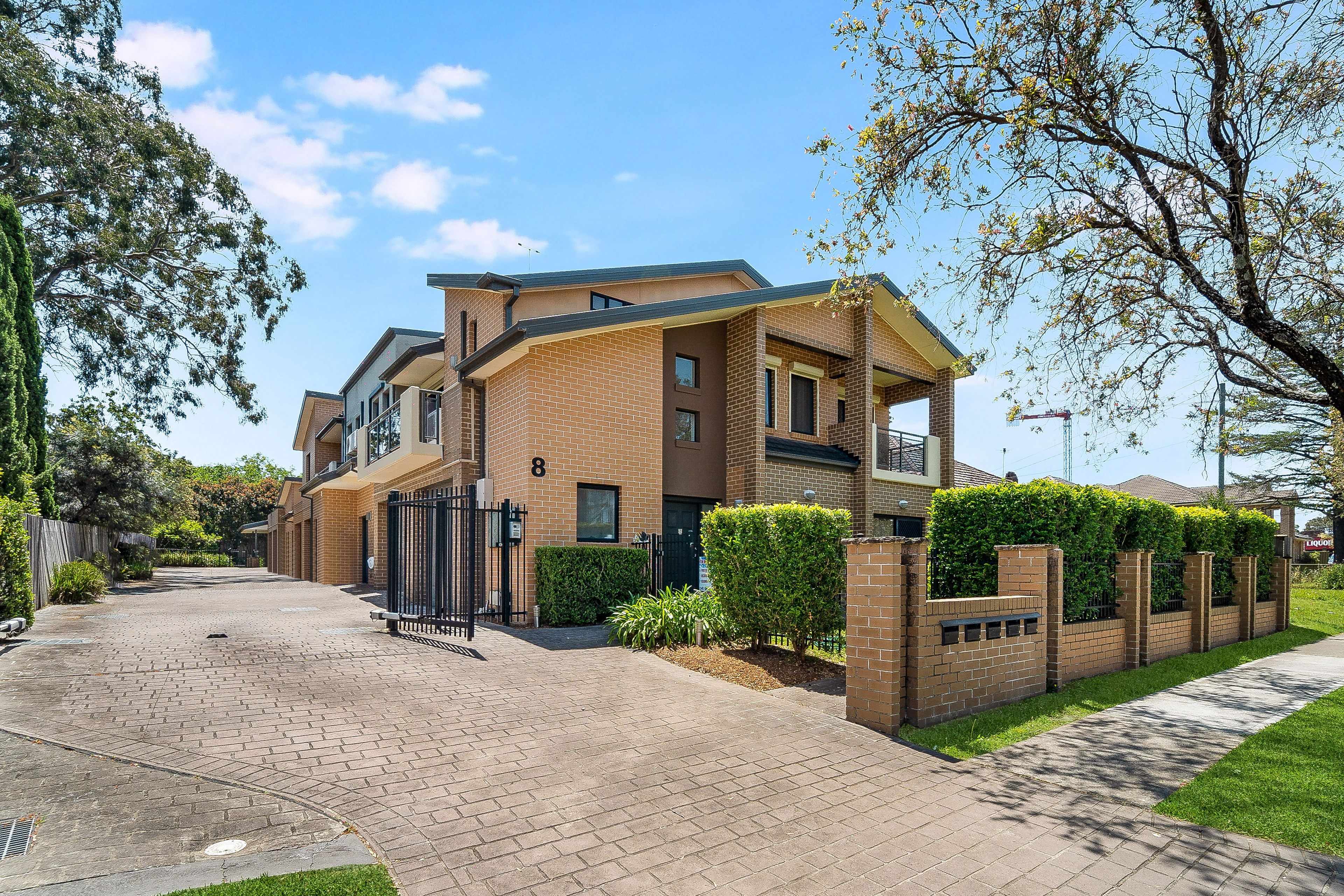 8 Haig Avenue, Georges Hall NSW 2198