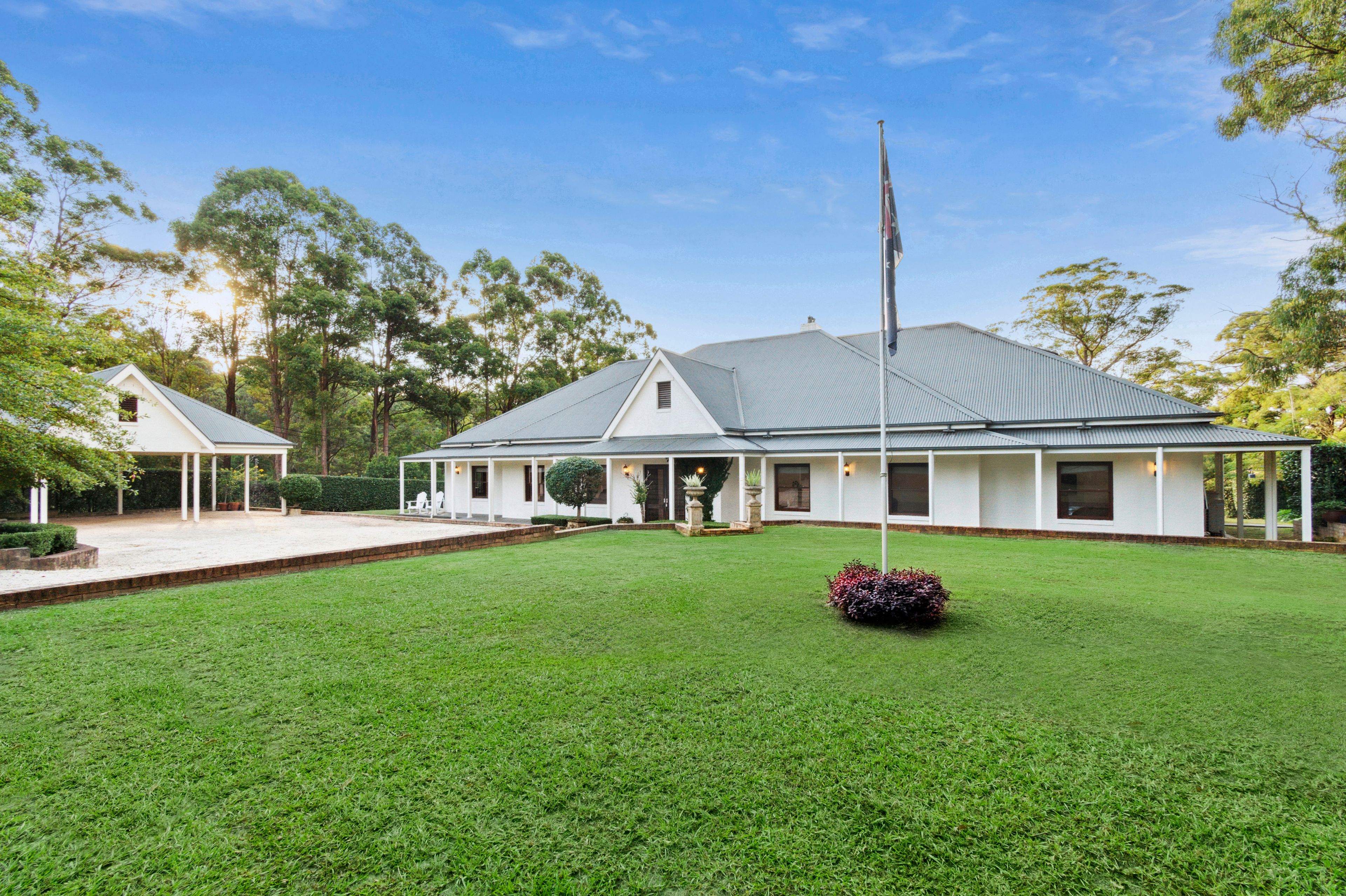 141 Mountain View Close, Kurrajong Hills NSW 2758