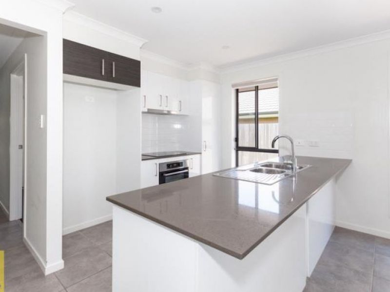 94 Cordeaux Crescent, Redbank Plains, QLD 4301