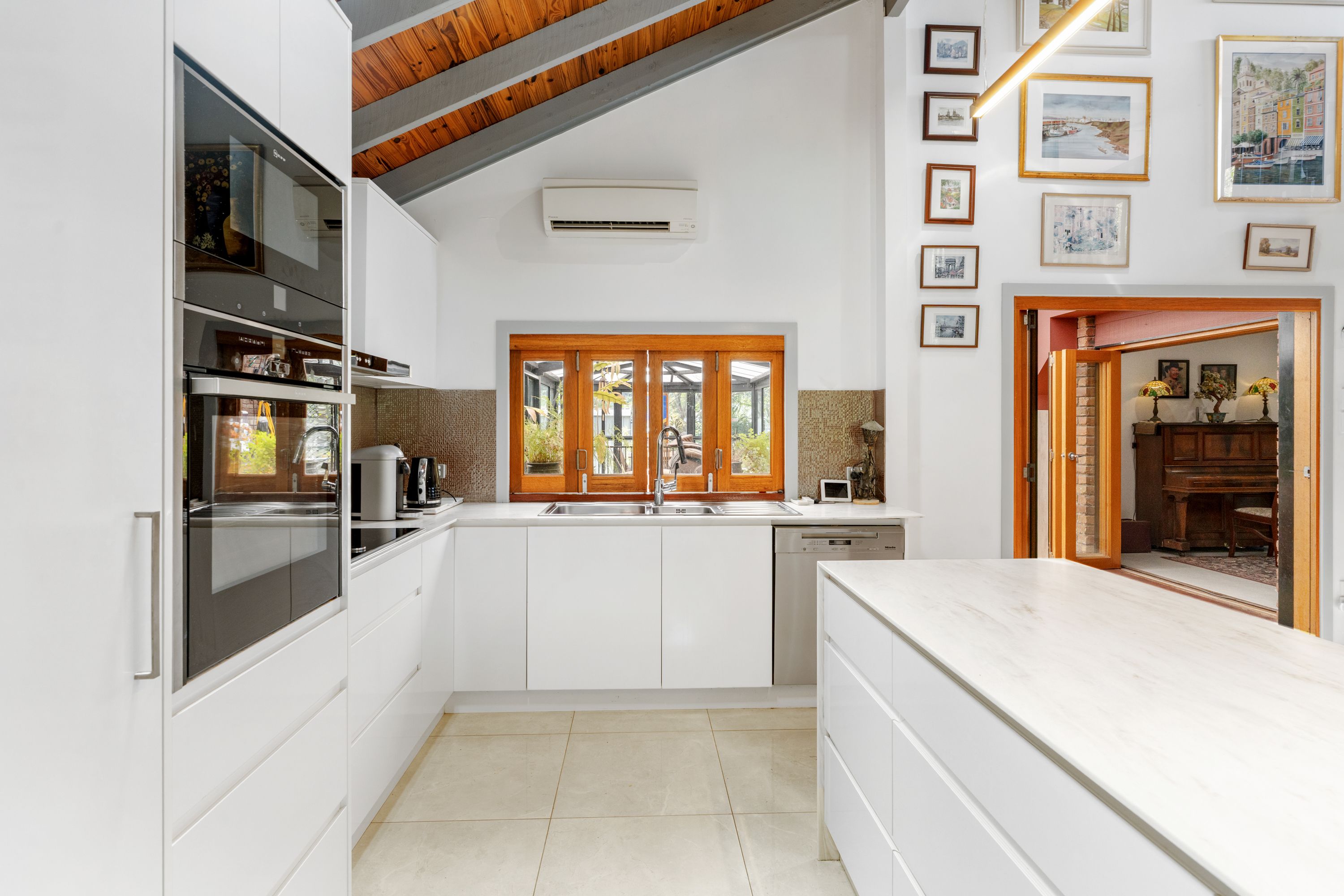 9 Bolgart Court — photo 7 of 28