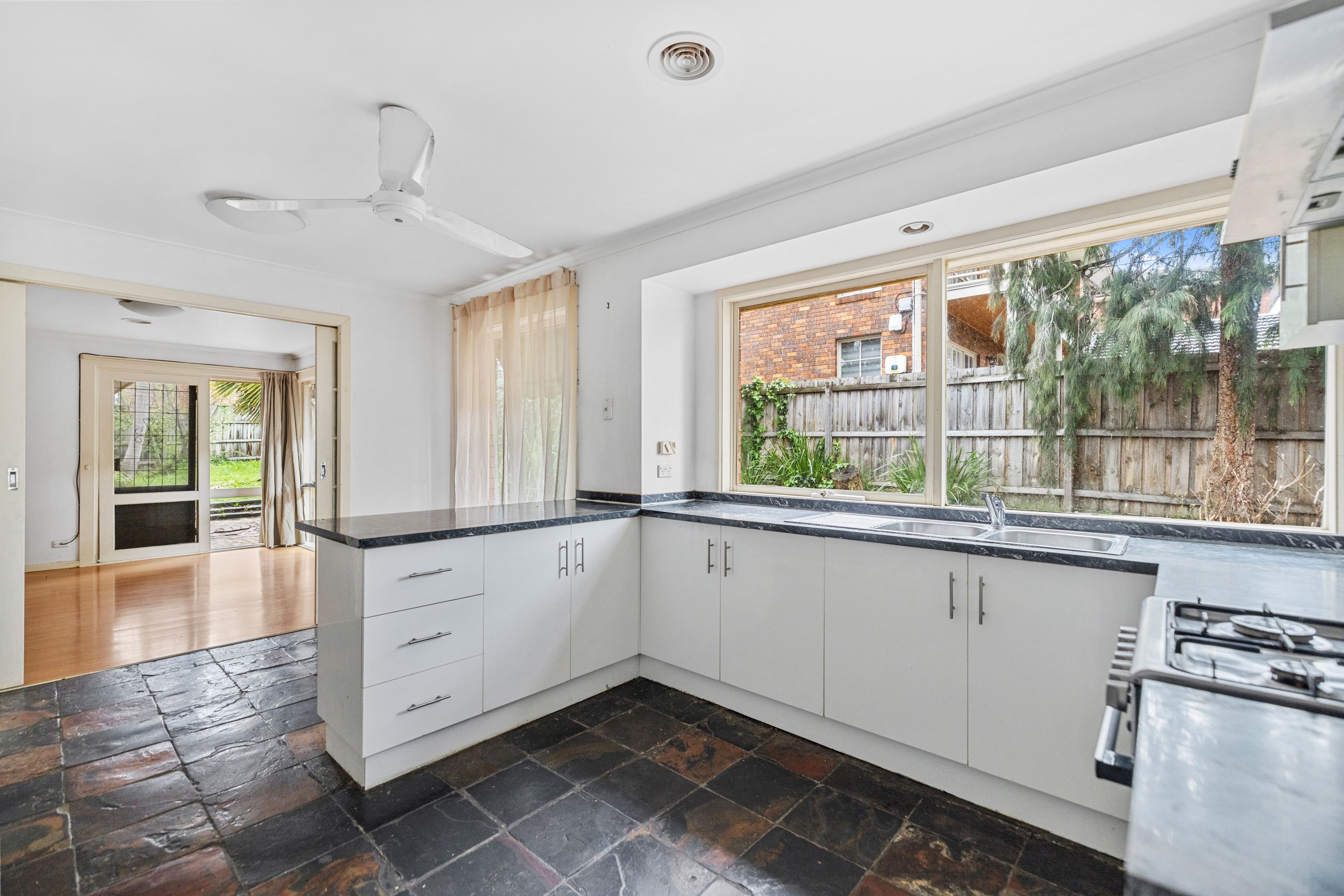 72 Shepherd Road — photo 3 of 10