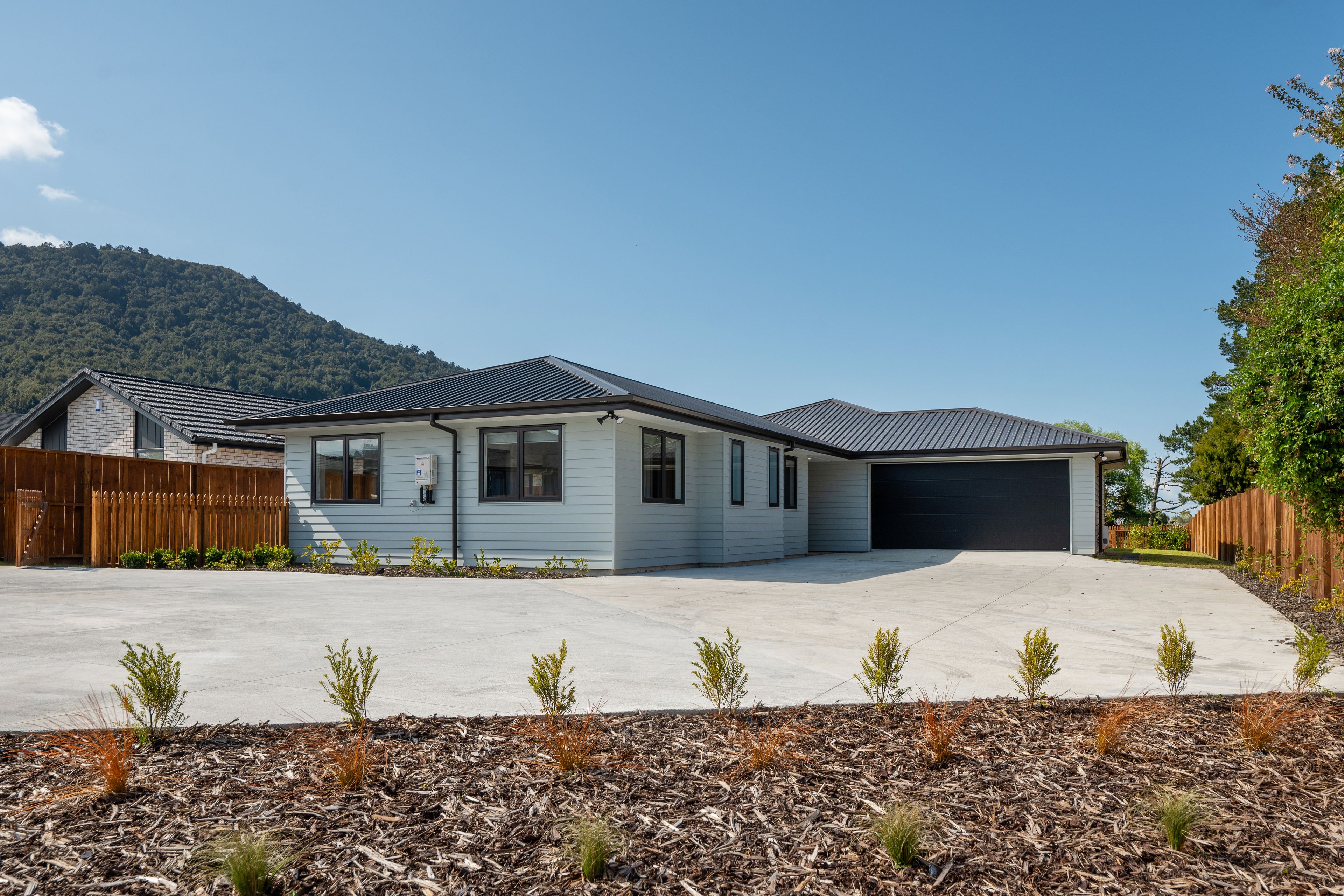 9 Lloyd Crescent, Pukehangi, Rotorua District 3015 - Sold Apartment ...