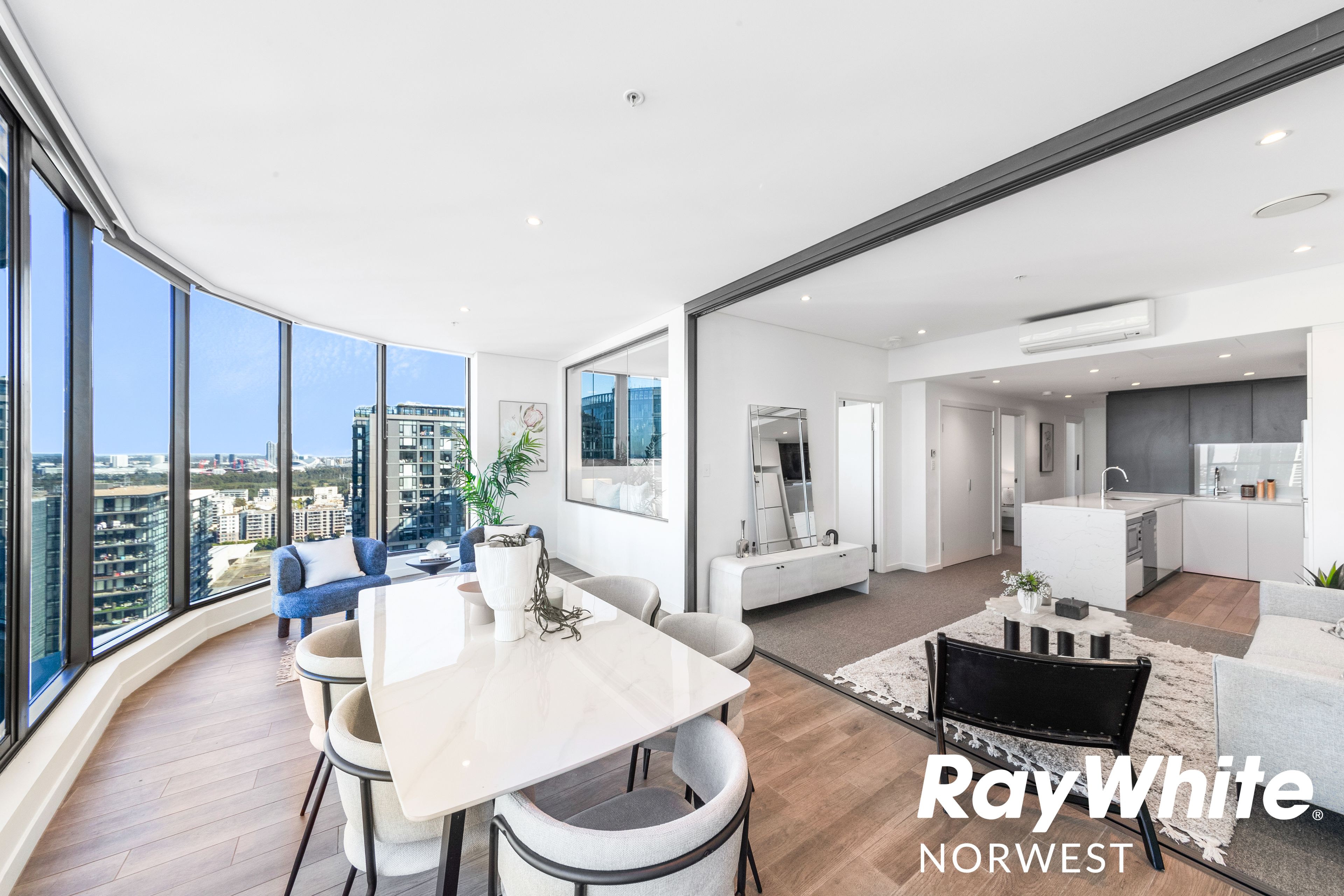 2308/11 Wentworth Place — photo 4 of 22