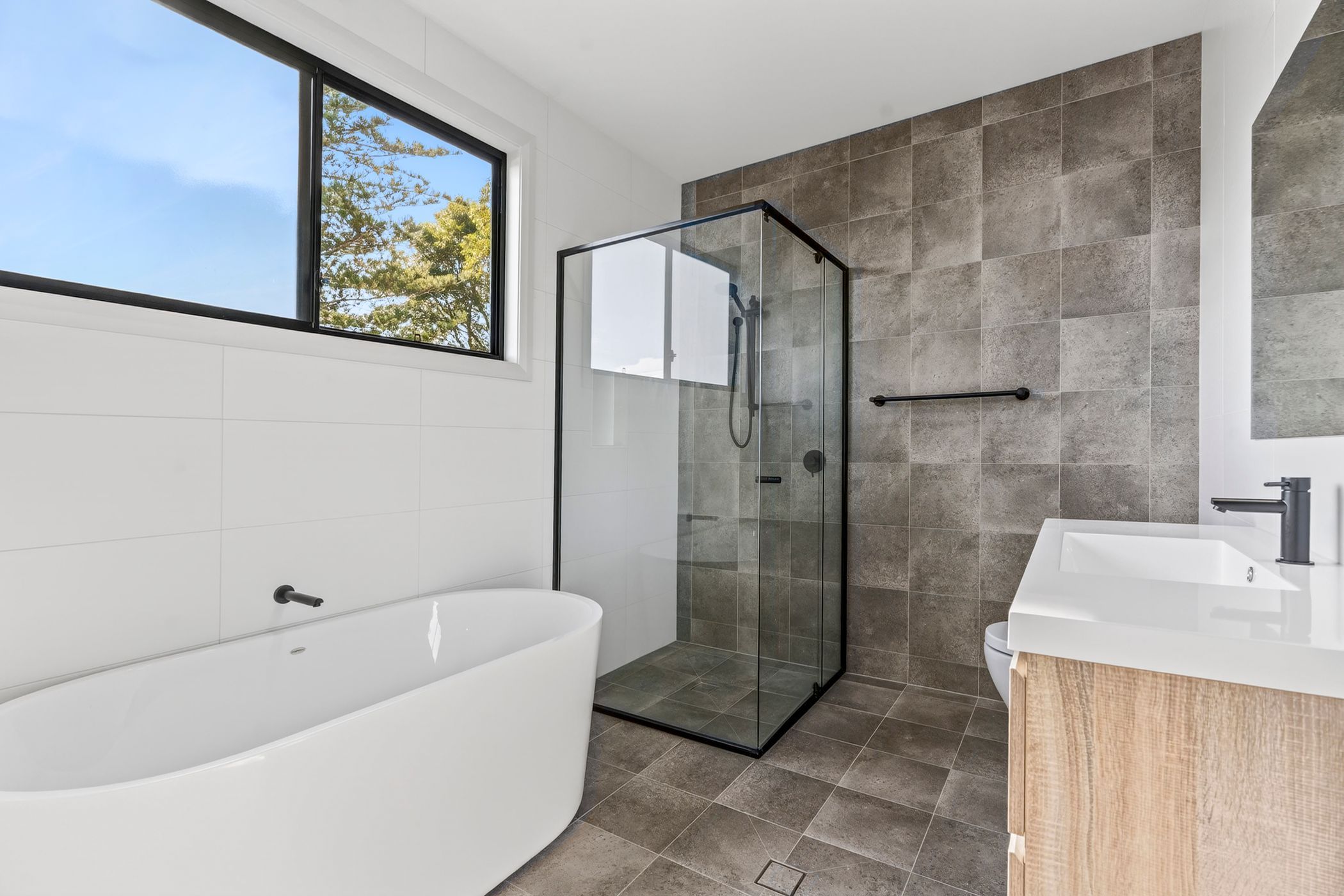2/125 Bourke Road — photo 7 of 16