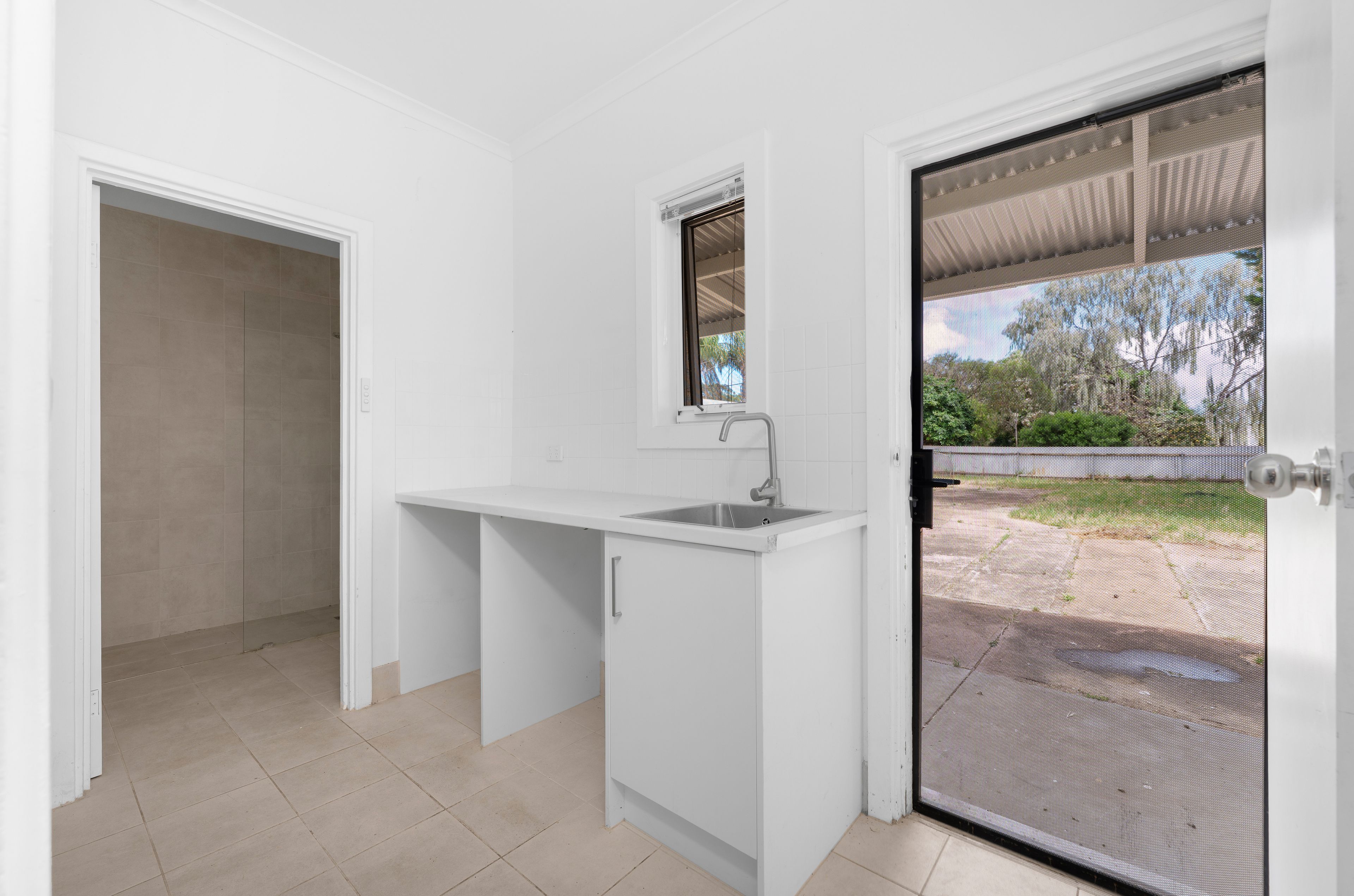 58 Mofflin Road — photo 10 of 14