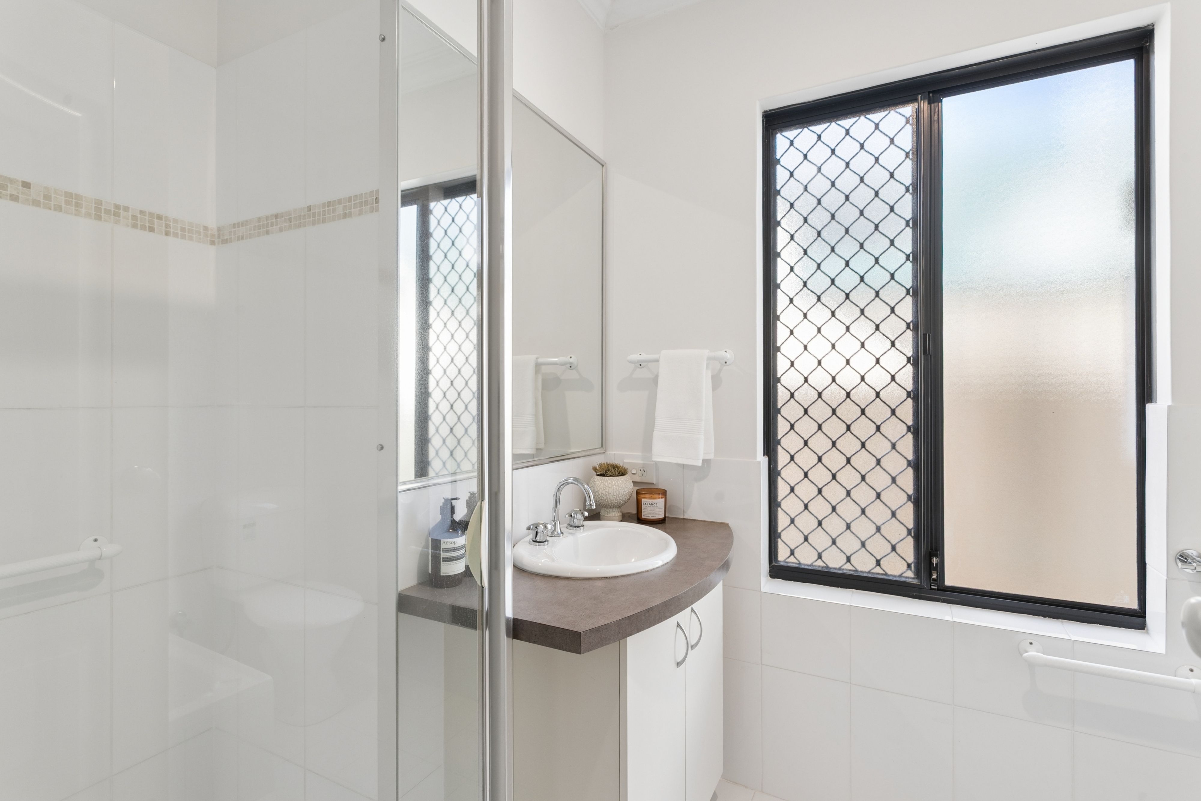 4/22 Oatley Turn — photo 15 of 19