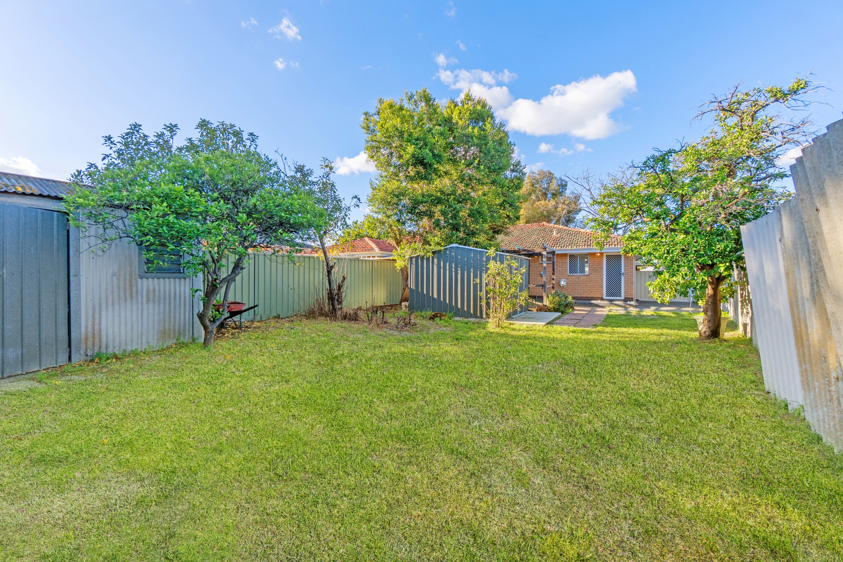 23 Mckay Street, Waterford, WA 6152