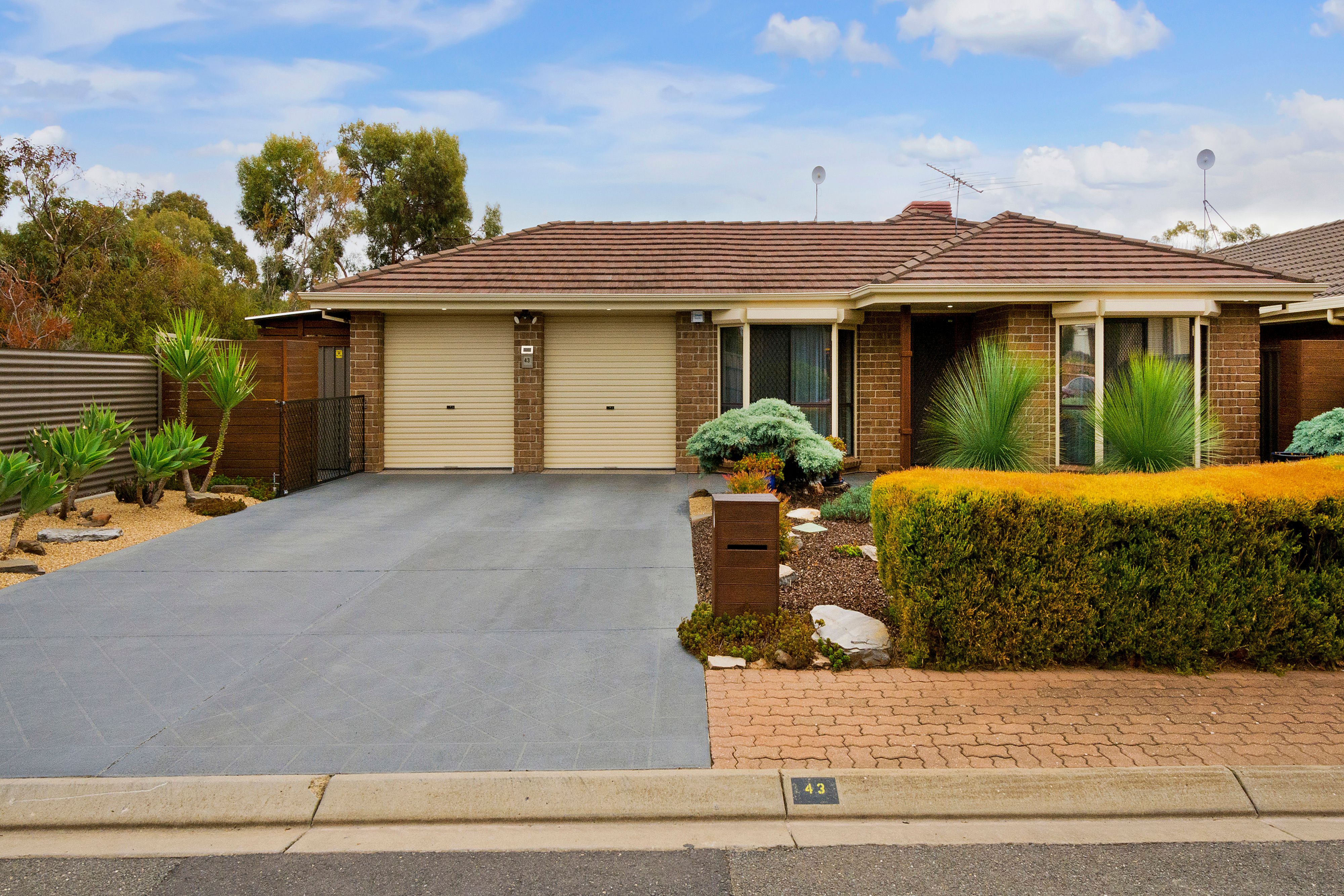 43 Pacific Boulevard, Hillbank, SA 5112