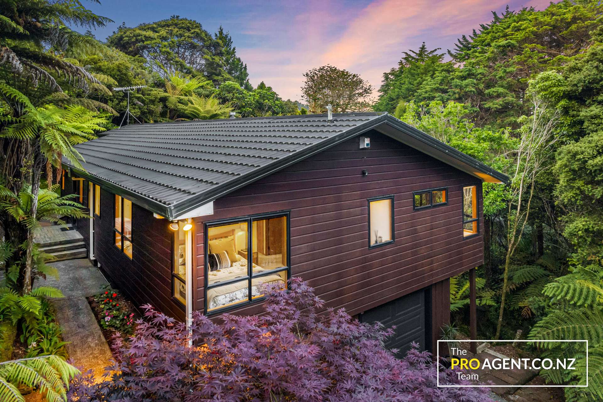 419 Huia Road photo 11