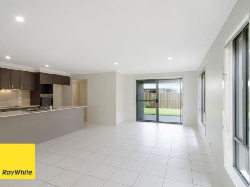 26 McPherson Crescent, Coomera, QLD 4209