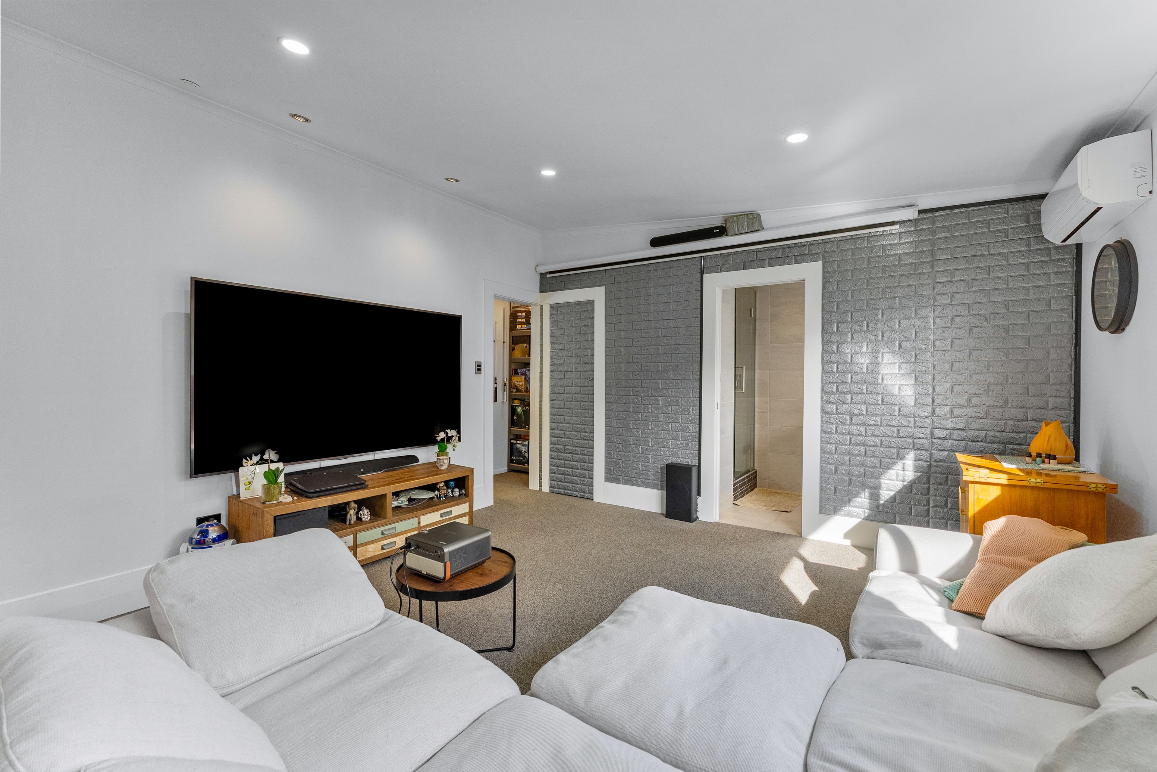 39 Sherwood Avenue, Te Atatu South, Waitakere City