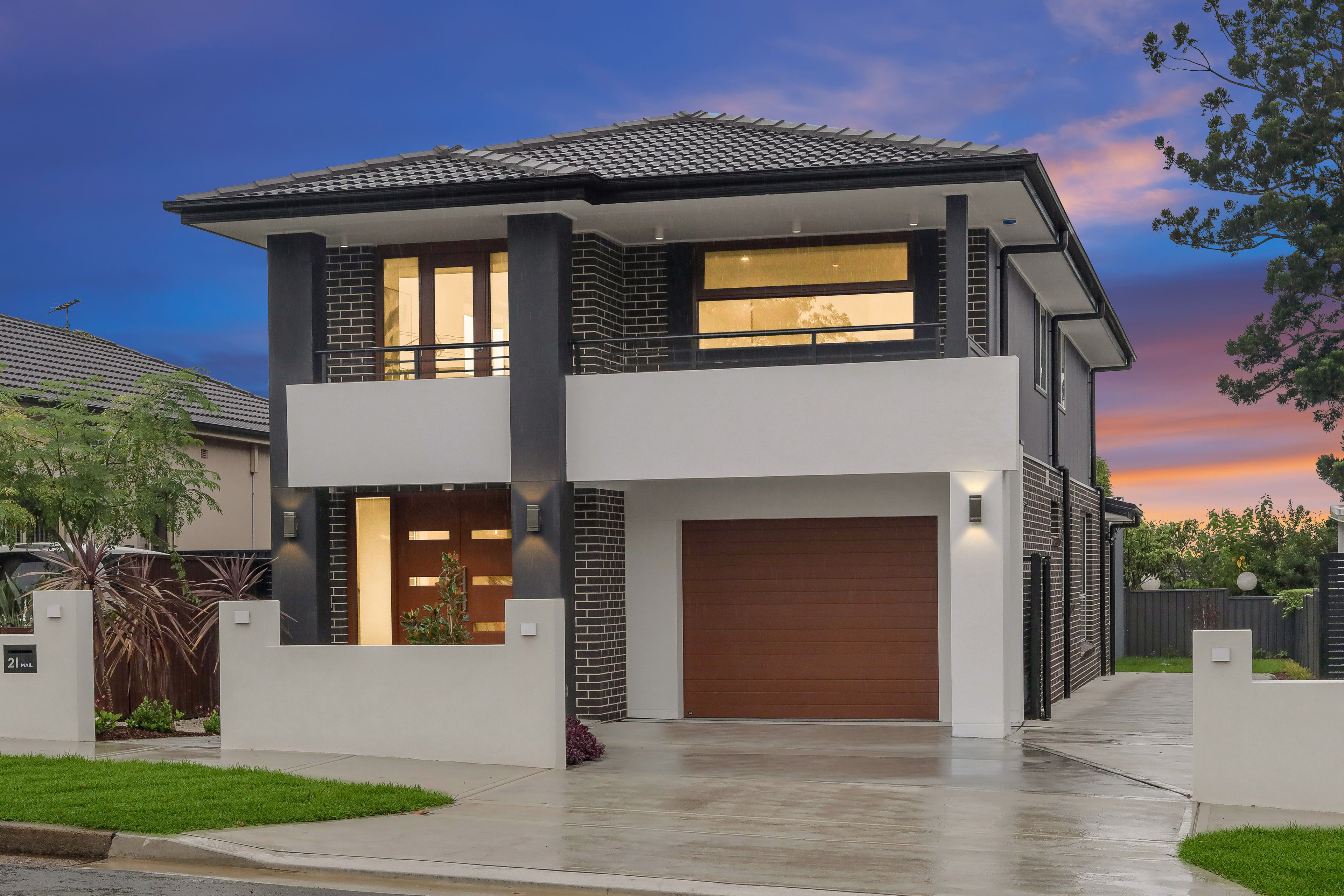 21 Hillcrest Avenue, Greenacre NSW 2190