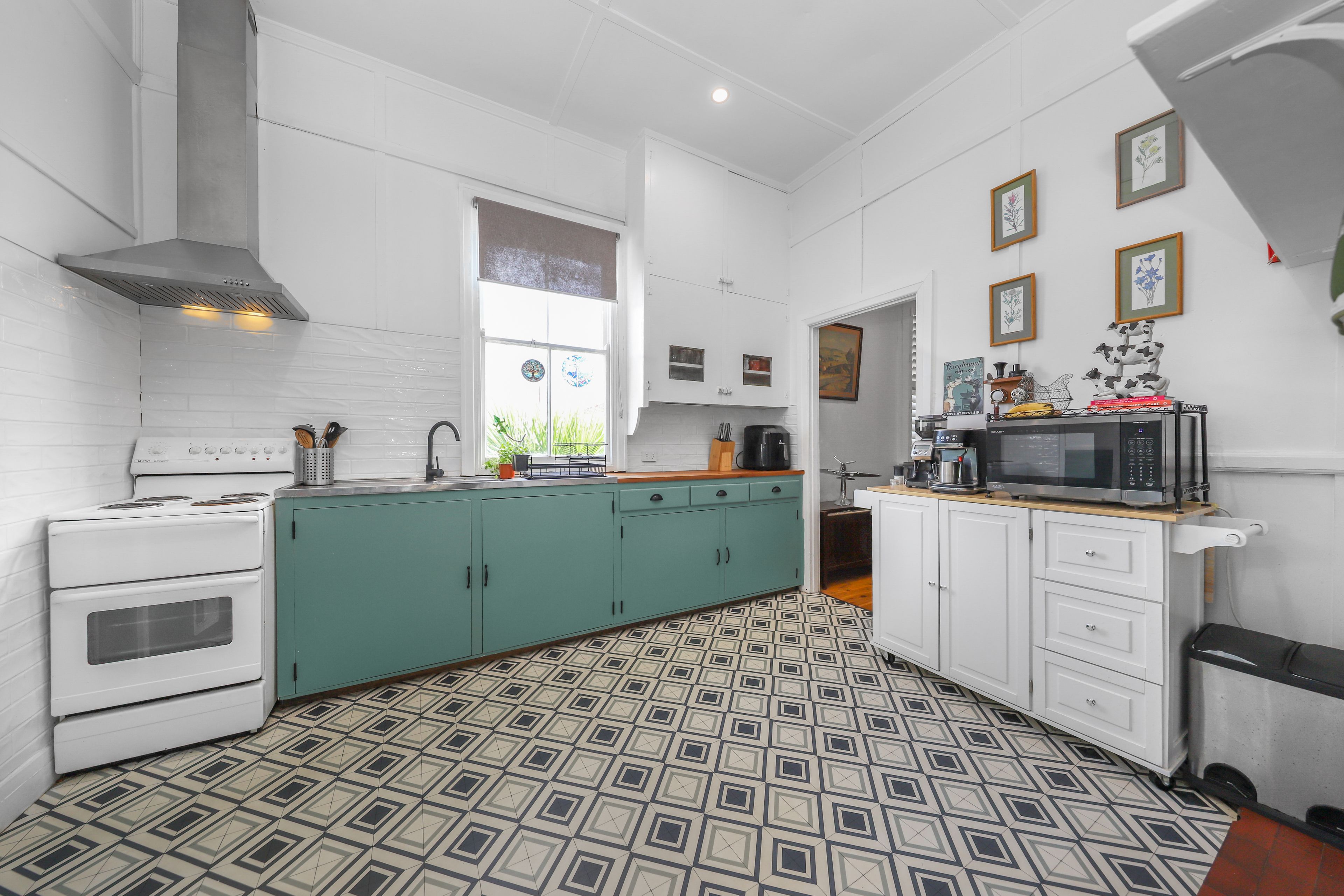 53 Lockhart Street — photo 4 of 19