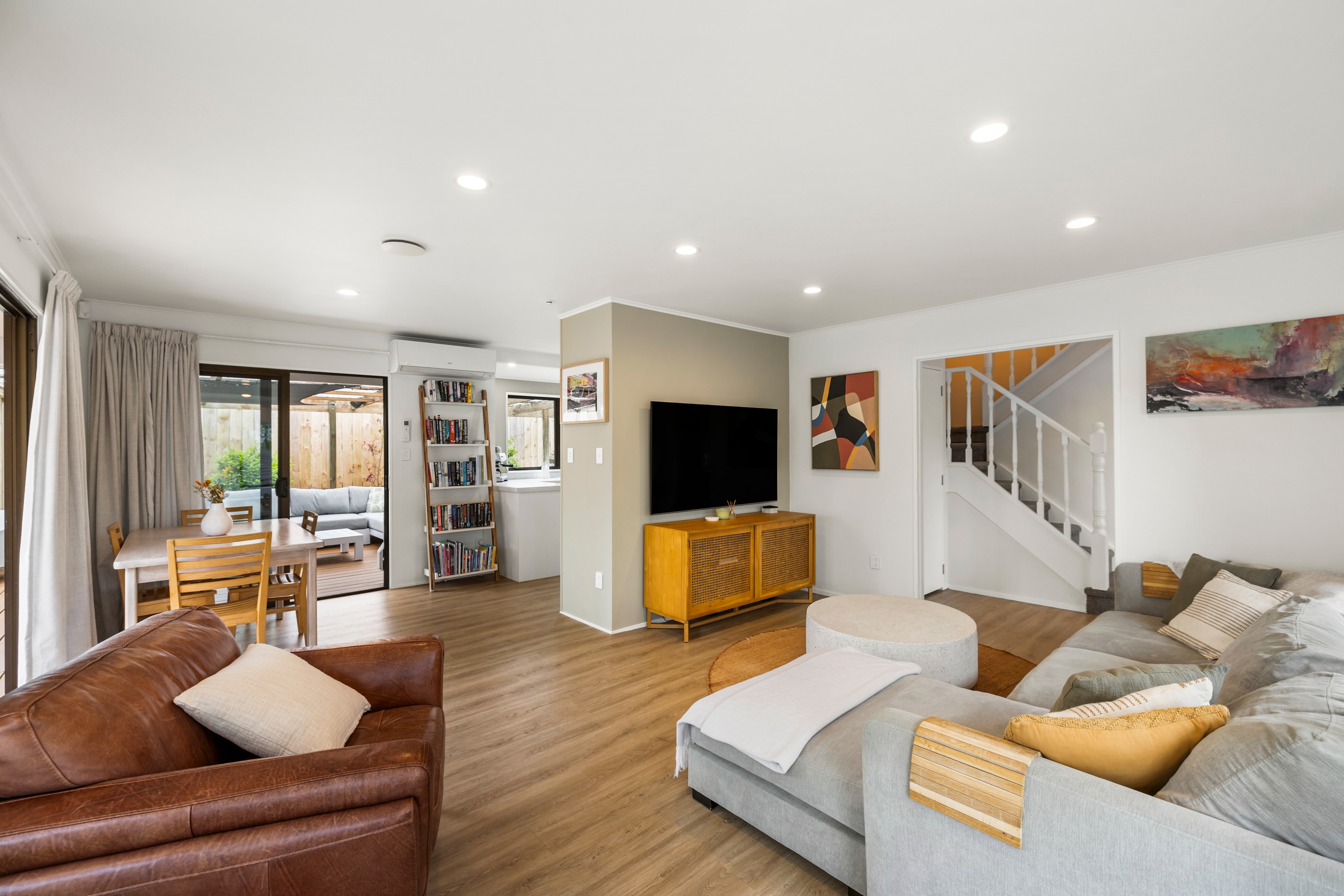 2/214 Moore Street, Howick, Manukau City