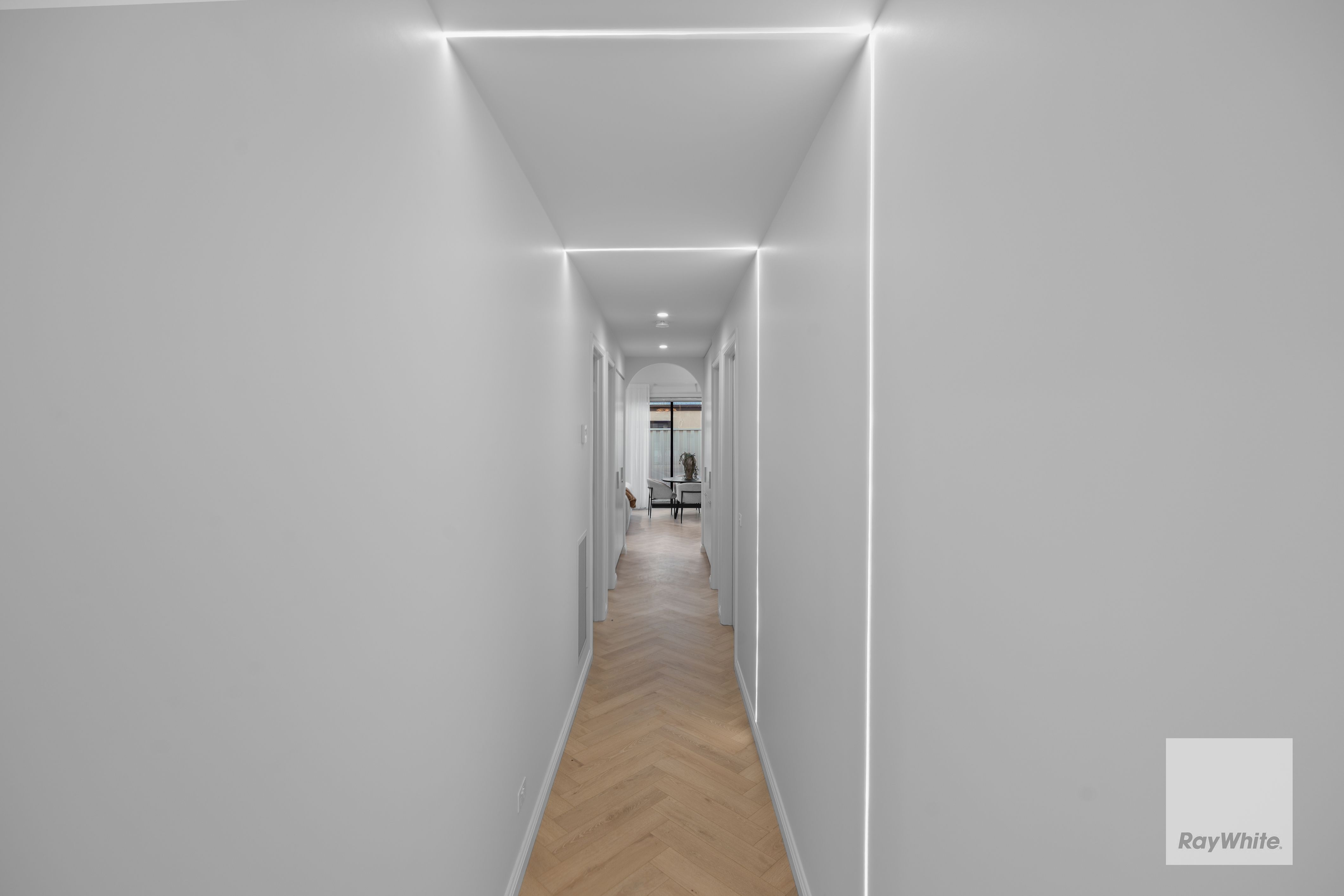 15 Supreme Avenue, Greenvale, VIC 3059