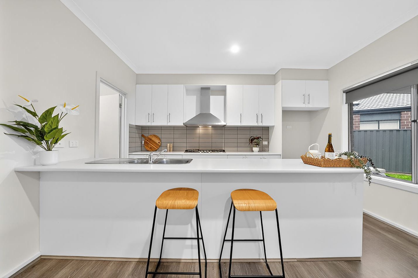 74 Bregman Esplanade, MANOR LAKES, VIC 3024