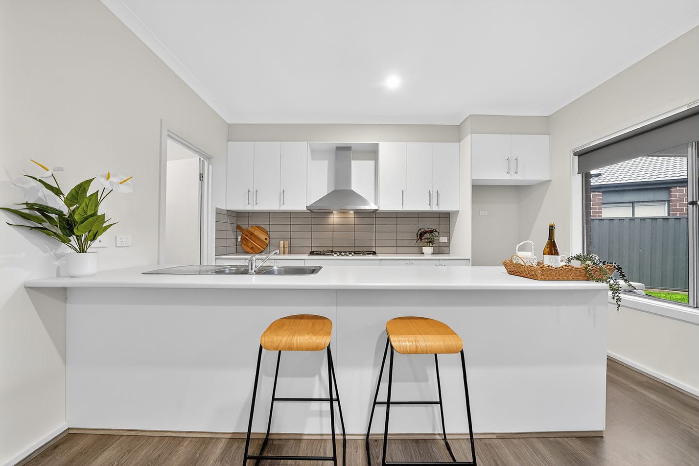74 Bregman Esplanade, MANOR LAKES, VIC 3024