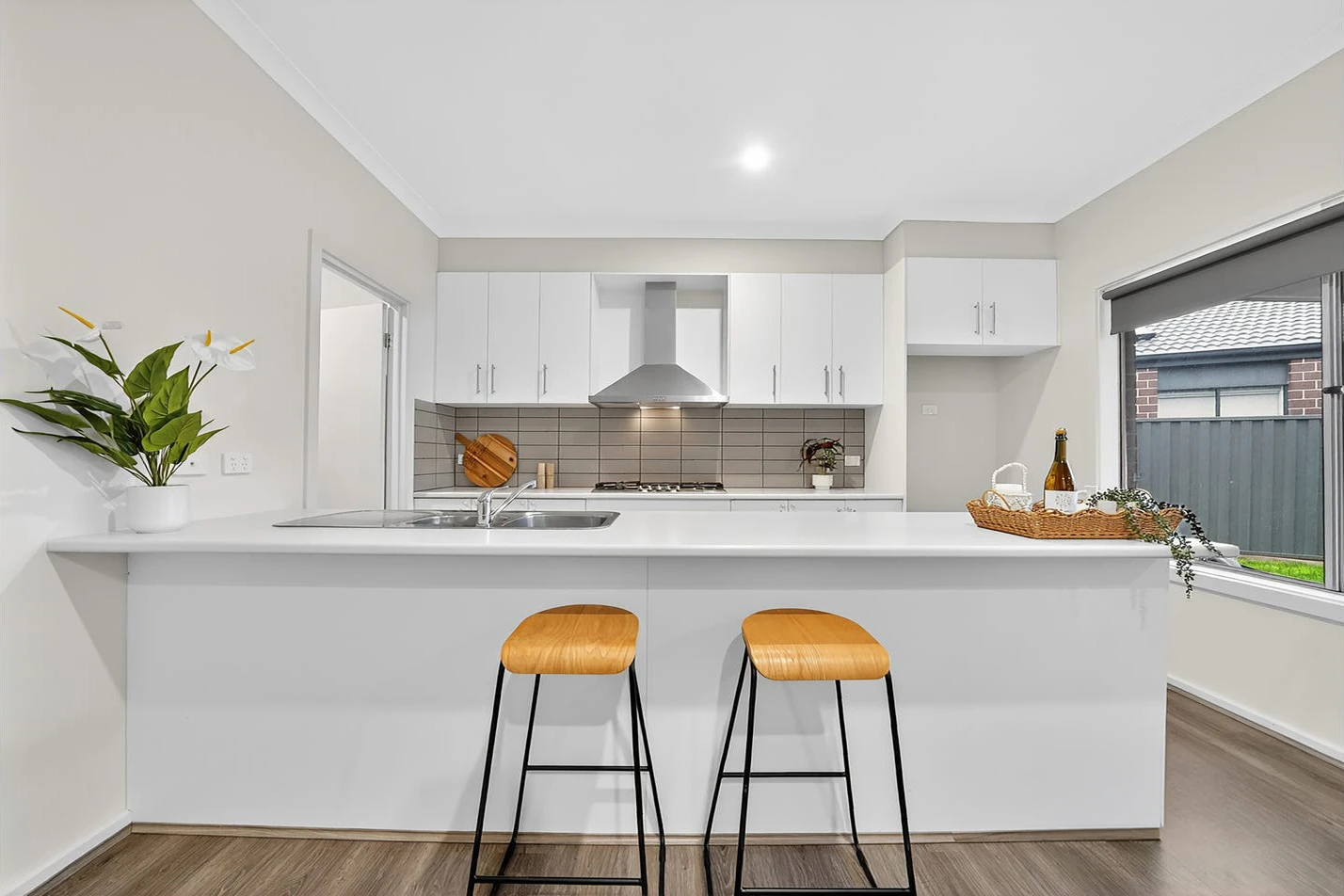 74 Bregman Esplanade, MANOR LAKES, VIC 3024