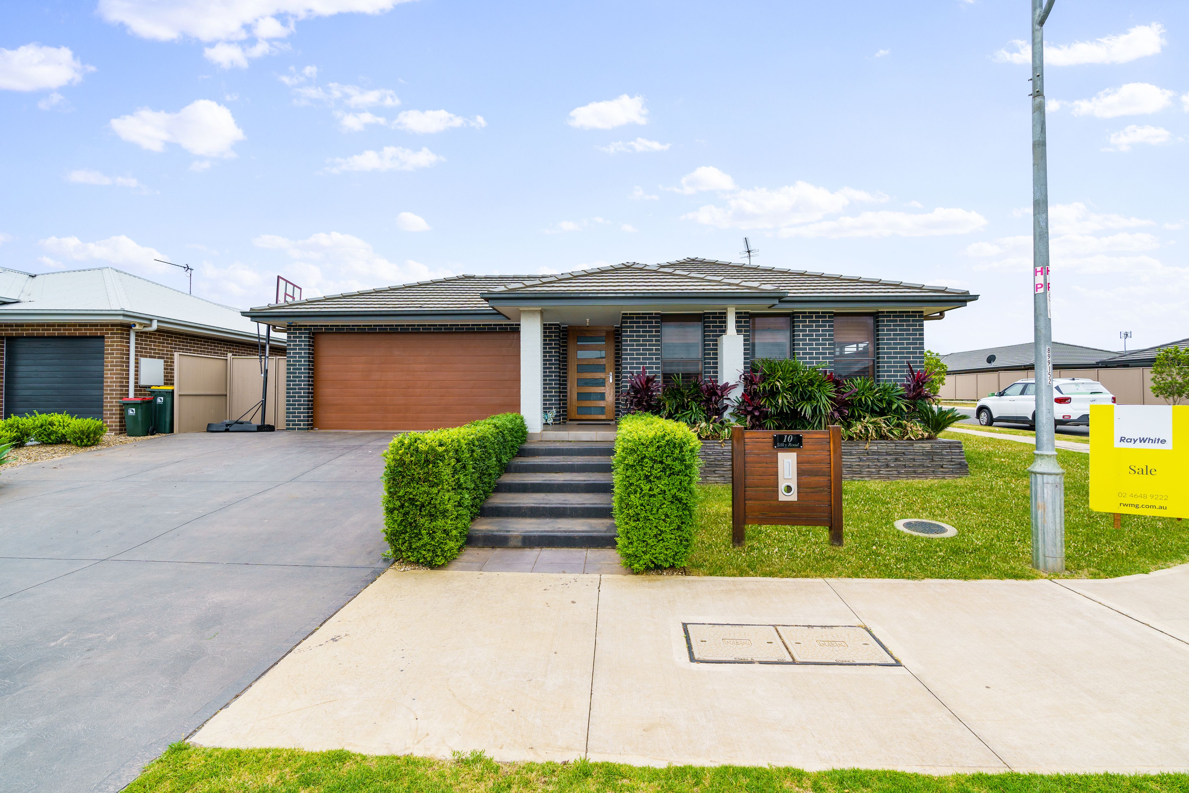 10 Silky Road, Spring Farm NSW 2570