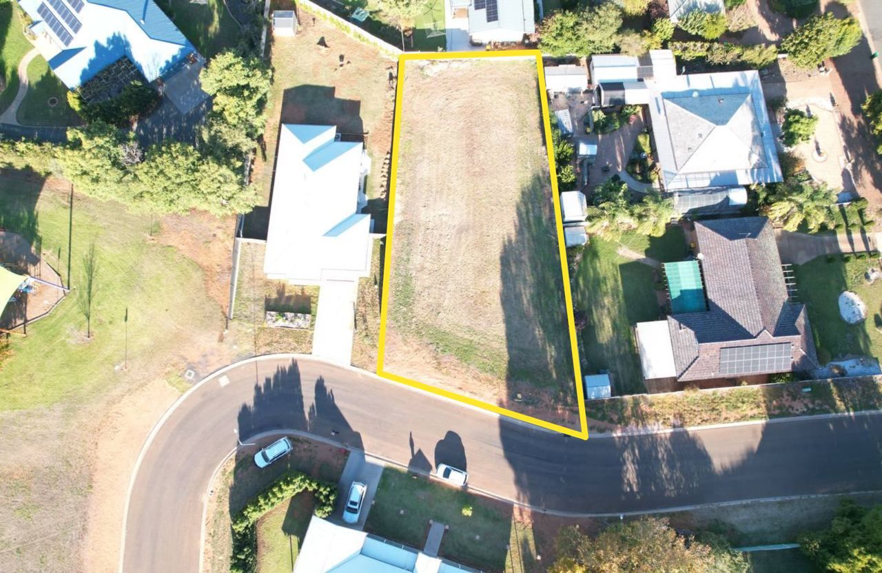 2 Randall Place, Condobolin NSW 2877